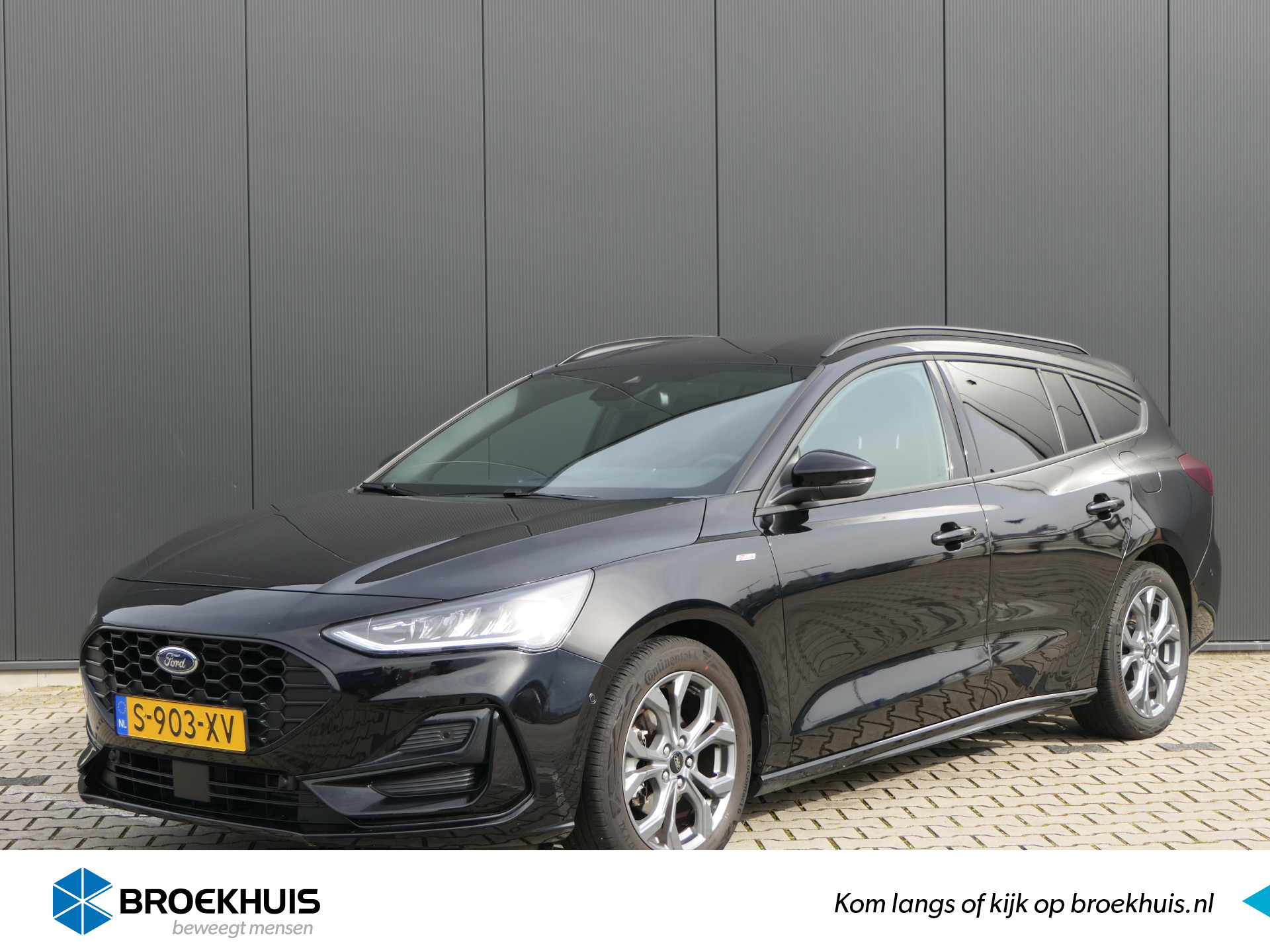 Ford Focus Wagon 1.0 EcoBoost Hybrid ST Line | Winterpack | Camera | Groot Navigatie | Climate Control | Cruise Control bij viaBOVAG.nl