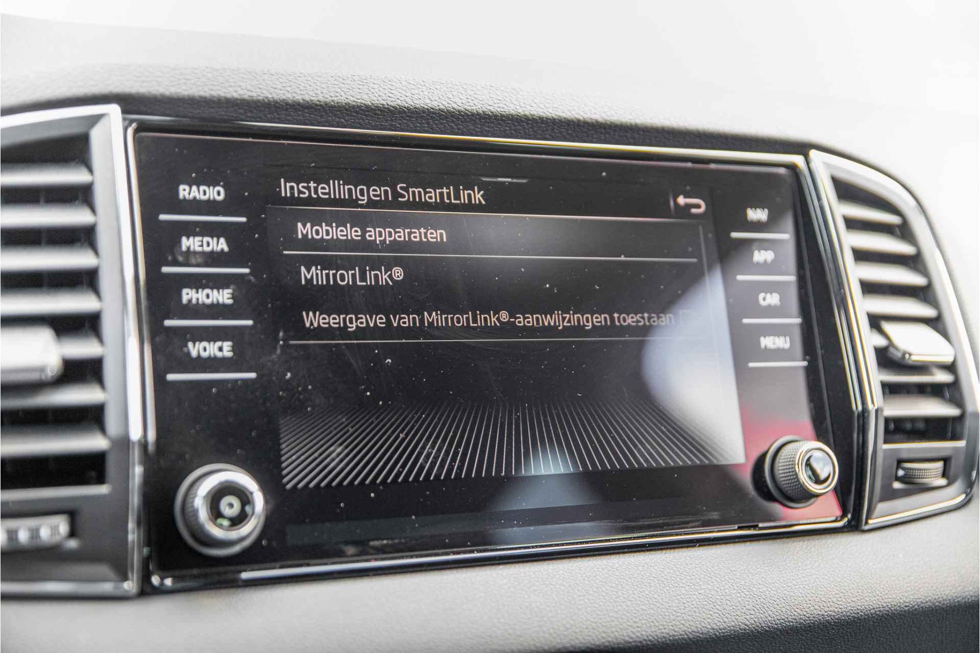 Škoda Karoq Business Edition Plus 1.5 150pk DSG | Camera | Stoelverwarming | - 32/33