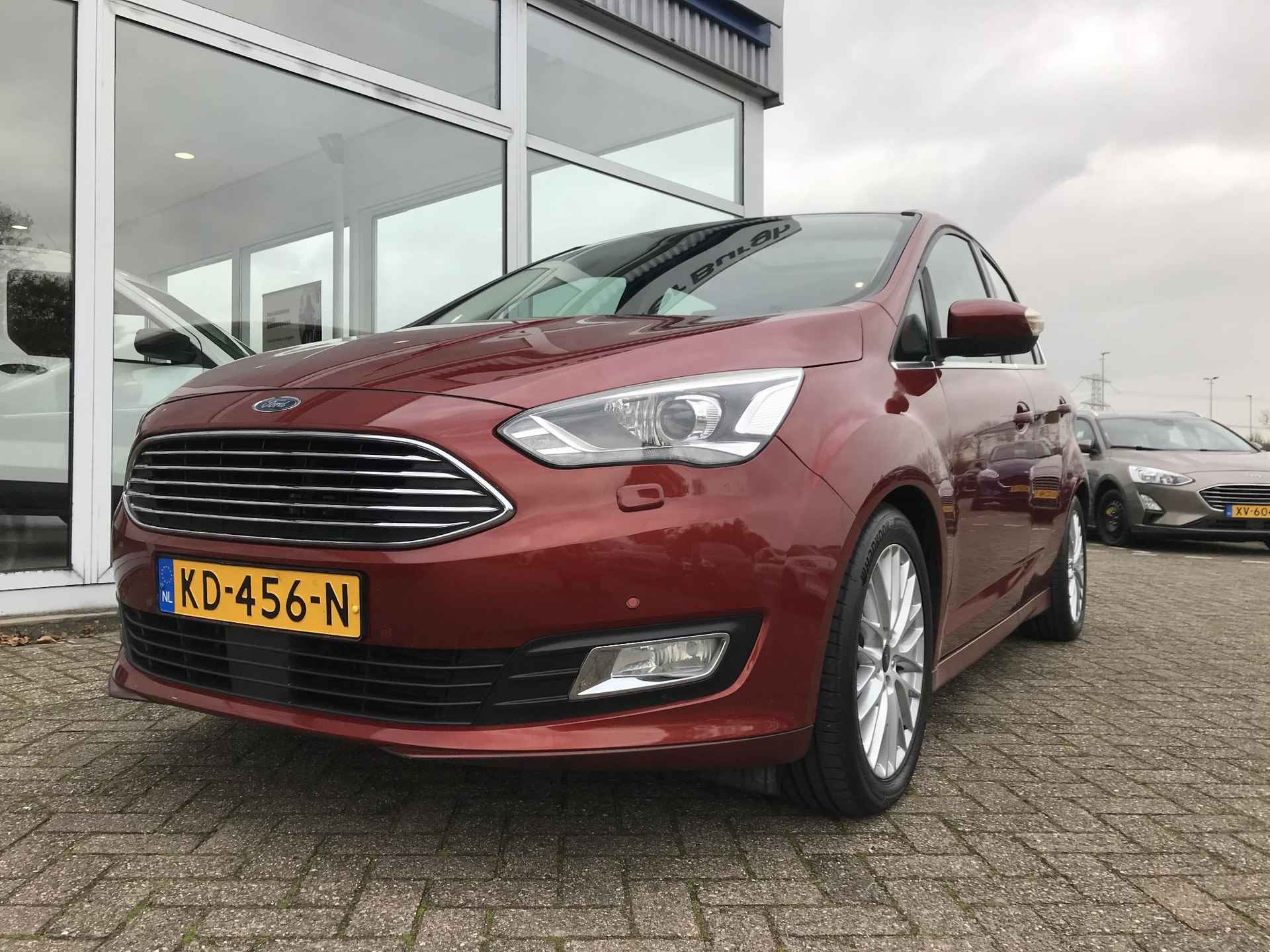 Ford C-Max Titanium 1.0 ECOboost 125pk Full Options - 26/51