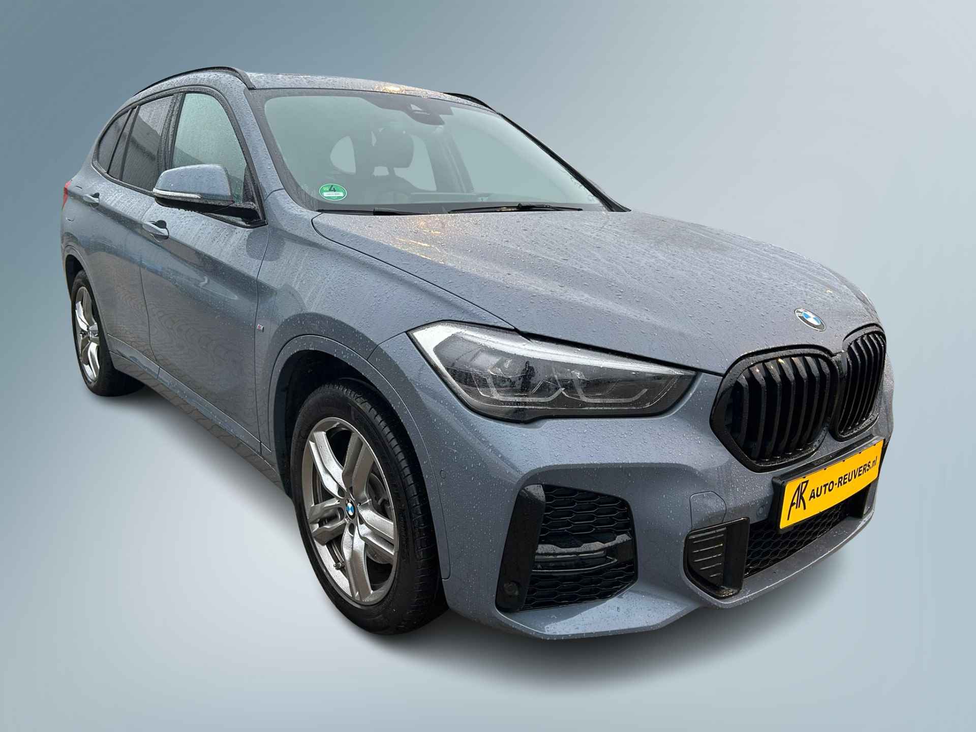 BMW X1 xDrive25e High Executive Panorama / Opendak / HUD / Pilot assist / HarmanKardon - 6/12