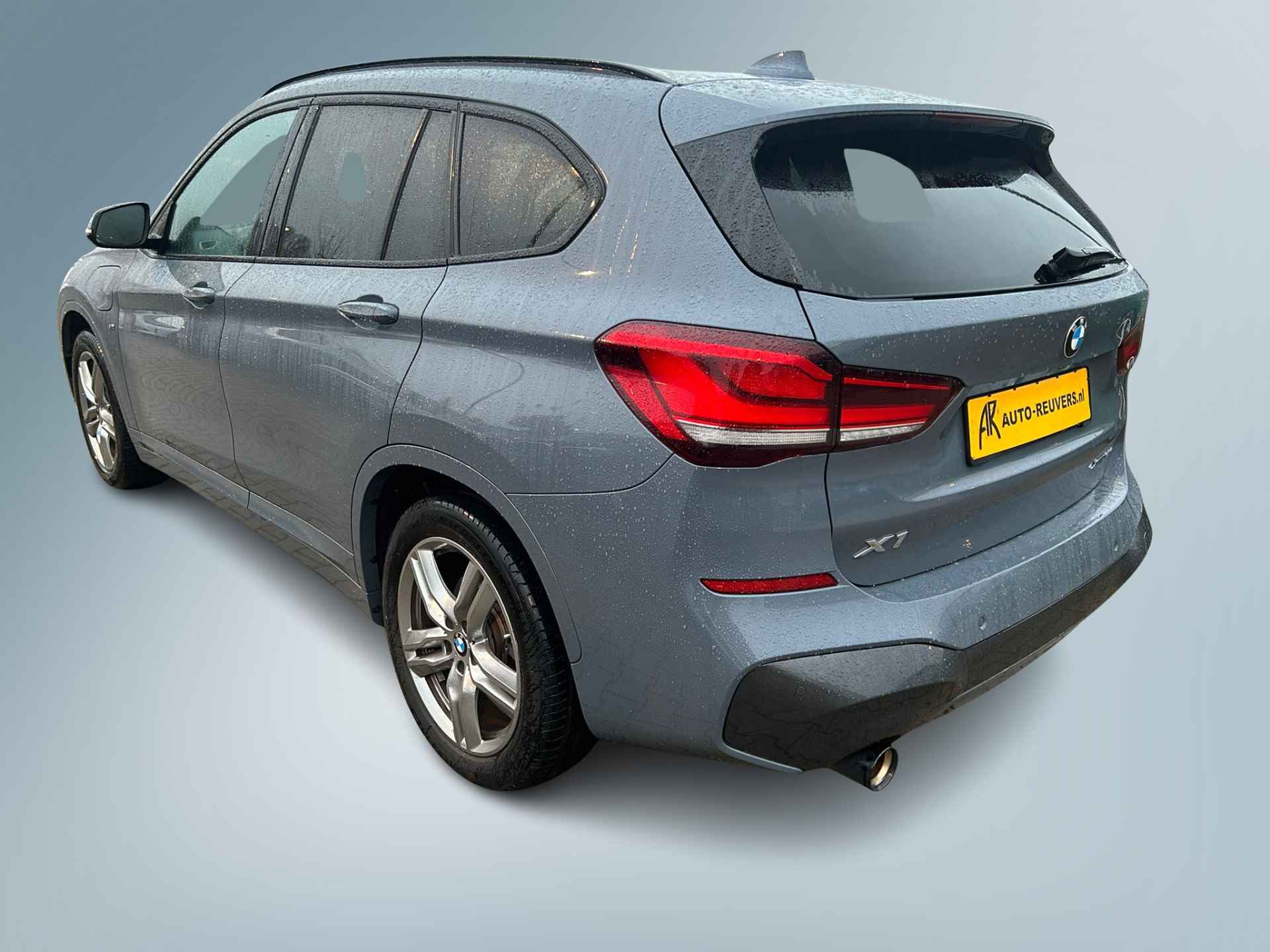 BMW X1 xDrive25e High Executive Panorama / Opendak / HUD / Pilot assist / HarmanKardon - 7/12