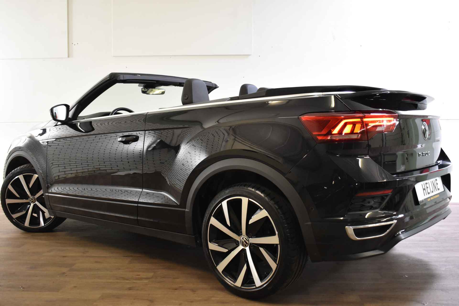 Volkswagen T-Roc Cabrio 1.5 TSI 150PK DSG R-LINE SPORT NAVI/VIRTUAL/CAMERA - 13/38