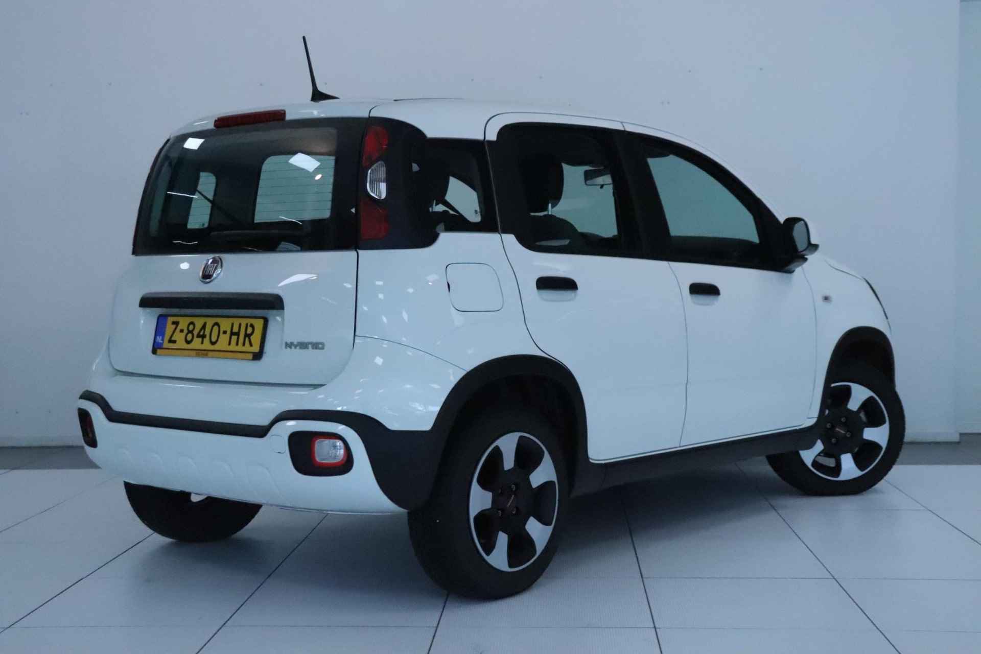 Fiat Panda 1.0 Hybrid 70PK Cross City Plus | Airco | Apple CarPlay / Android Auto | Bluetooth | - 25/26