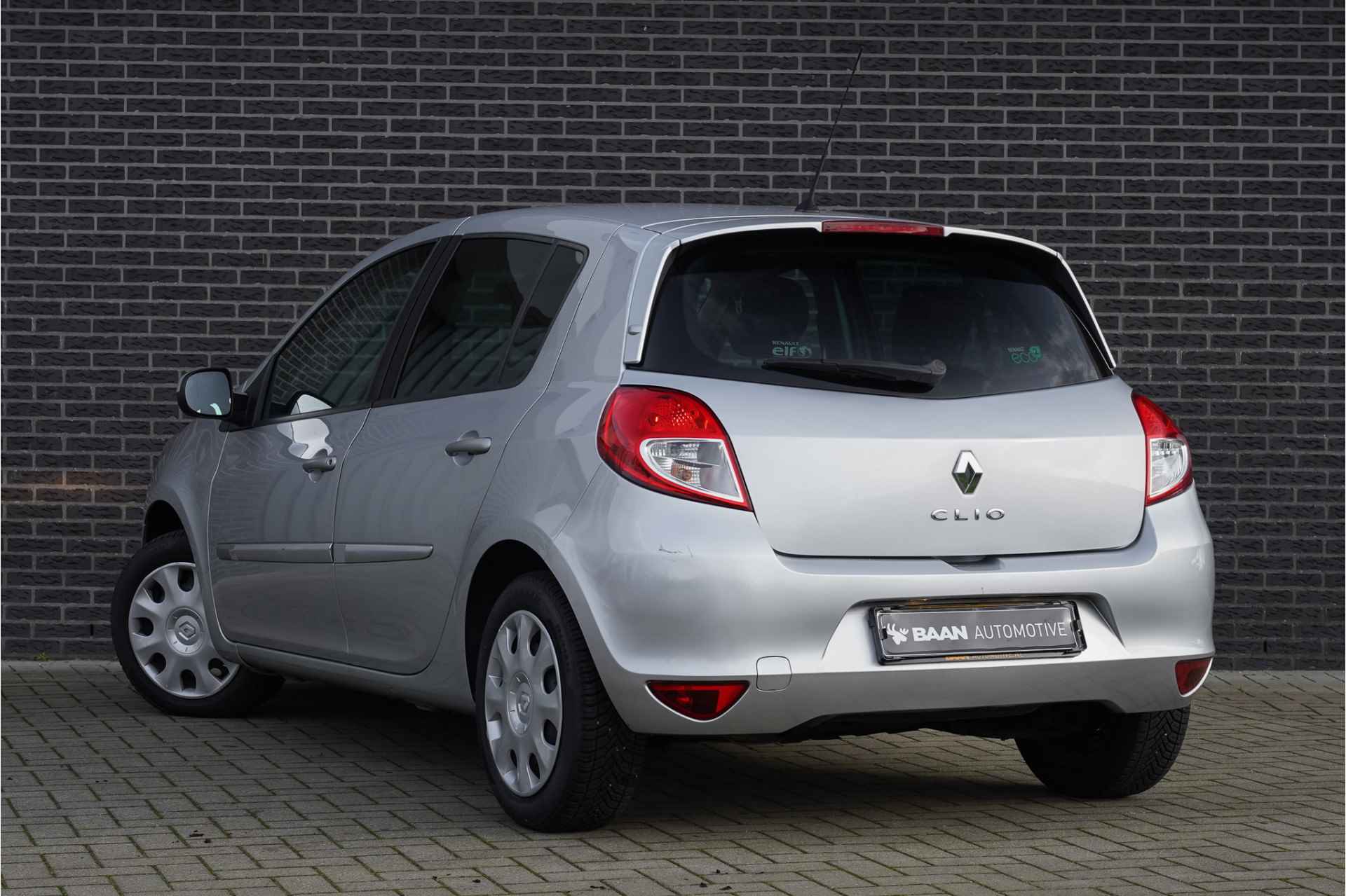 Renault Clio 1.5 dCi Authentique | Airco | Elektr. pakket | - 8/26