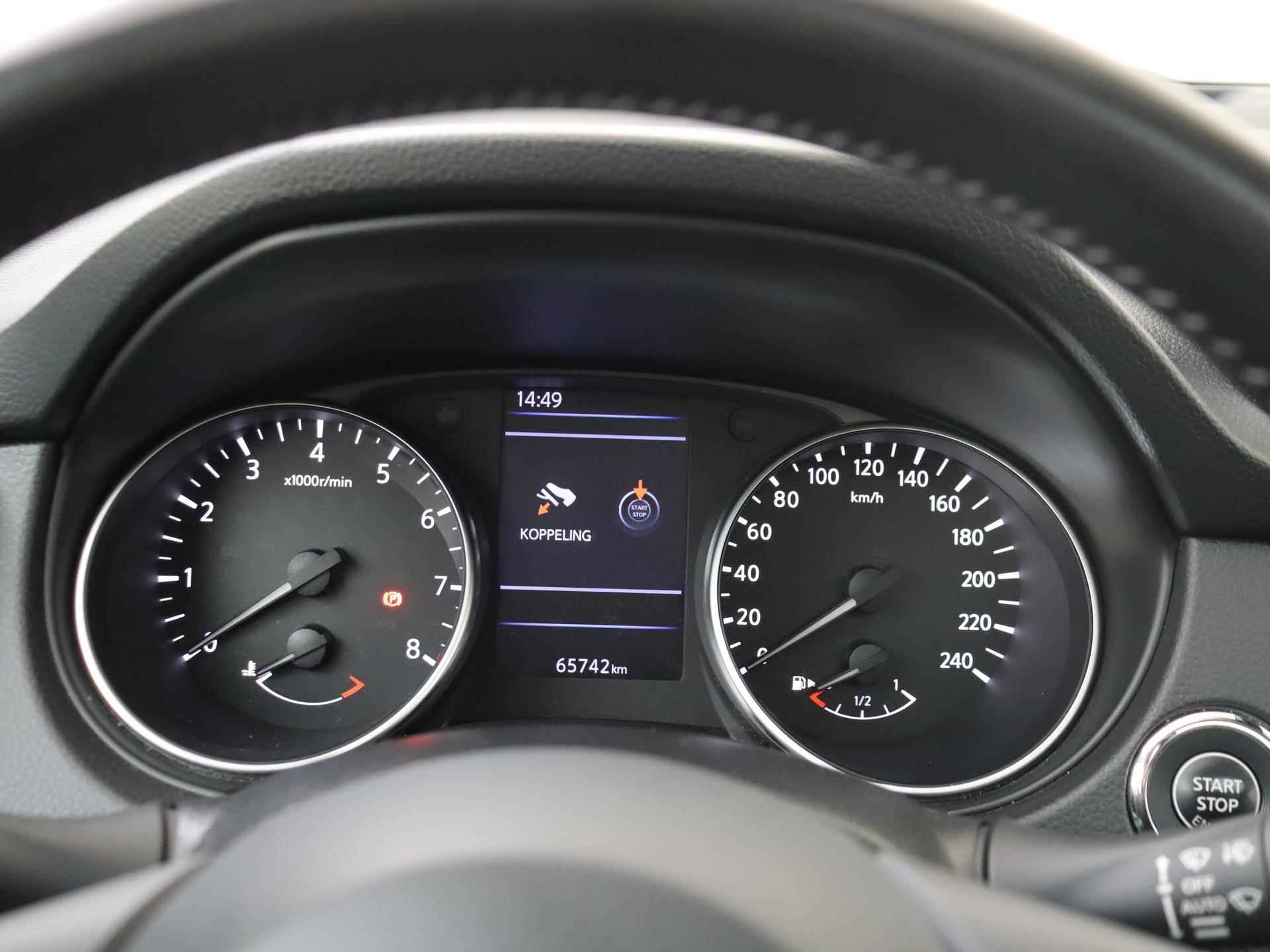 Nissan Qashqai 1.3 - 140PK DIG-T Tekna Apple Carplay/Android Auto | Navigatie | 360 Camera | 19 inch Velgen | LED Lampen | Parkeersensoren | Cruise Control Adaptief | Climate Control | 19 inch Velgen | Panoramadak | - 4/29
