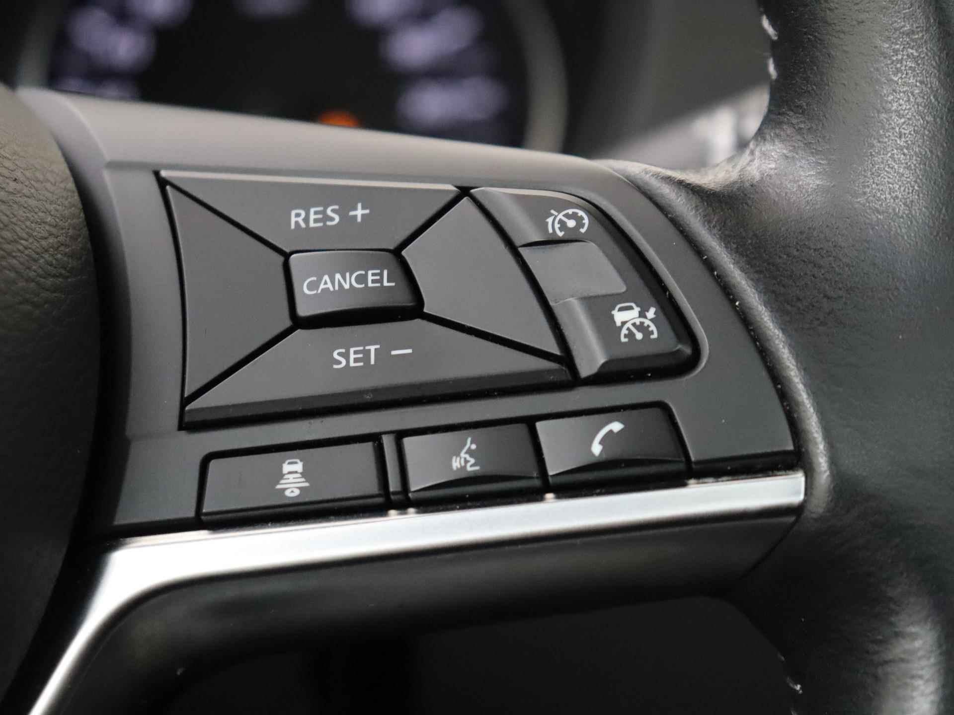 Nissan Qashqai 1.3 - 140PK DIG-T Tekna Apple Carplay/Android Auto | Navigatie | 360 Camera | 19 inch Velgen | LED Lampen | Parkeersensoren | Cruise Control Adaptief | Climate Control | 19 inch Velgen | Panoramadak | - 16/29
