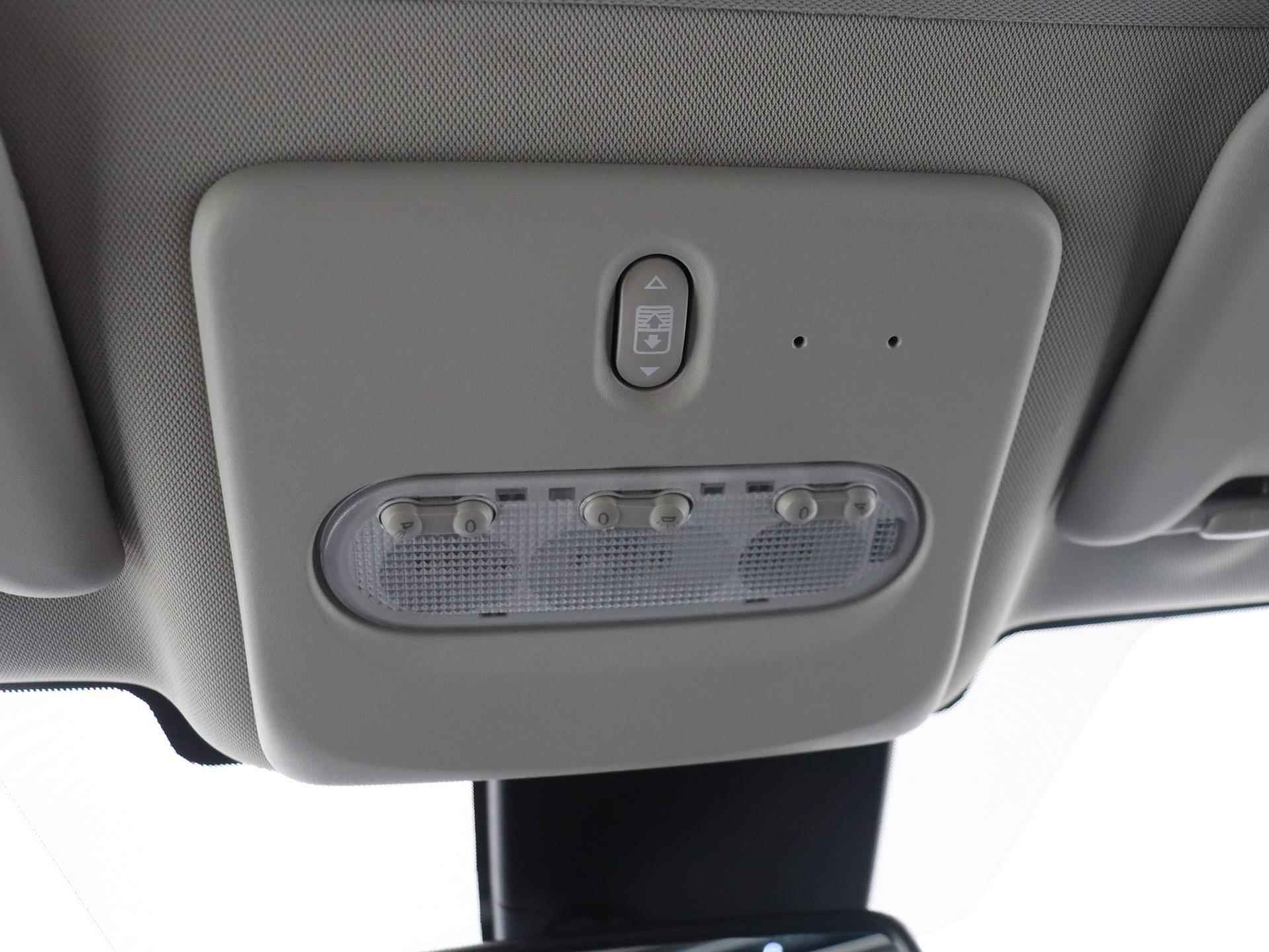 Nissan Qashqai 1.3 - 140PK DIG-T Tekna Apple Carplay/Android Auto | Navigatie | 360 Camera | 19 inch Velgen | LED Lampen | Parkeersensoren | Cruise Control Adaptief | Climate Control | 19 inch Velgen | Panoramadak | - 21/29