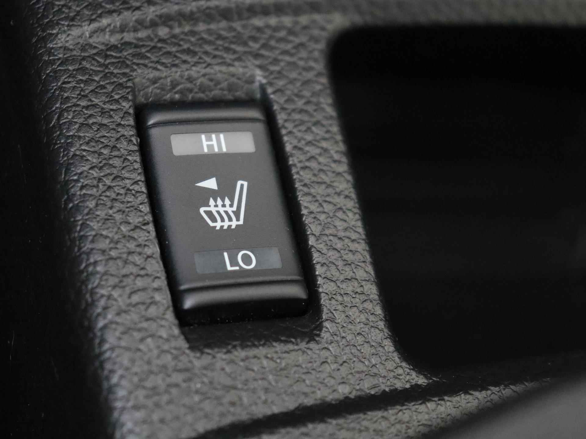 Nissan Qashqai 1.3 - 140PK DIG-T Tekna Apple Carplay/Android Auto | Navigatie | 360 Camera | 19 inch Velgen | LED Lampen | Parkeersensoren | Cruise Control Adaptief | Climate Control | 19 inch Velgen | Panoramadak | - 24/29
