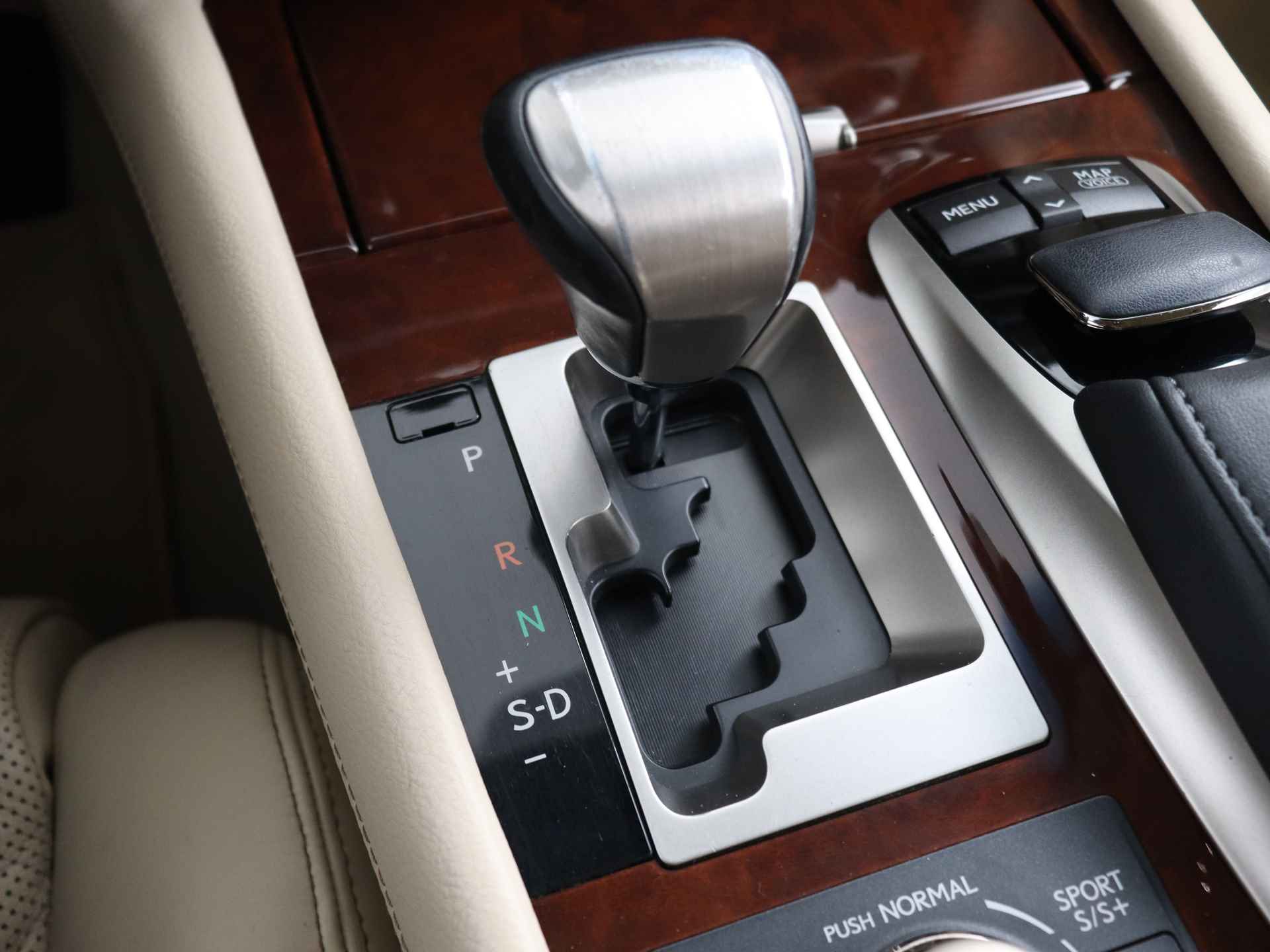 Lexus LS 600h Executive Limited | Elektronisch Instelbaar Onderstel | Mark Levinson Audio | Houtafwerking | - 11/56