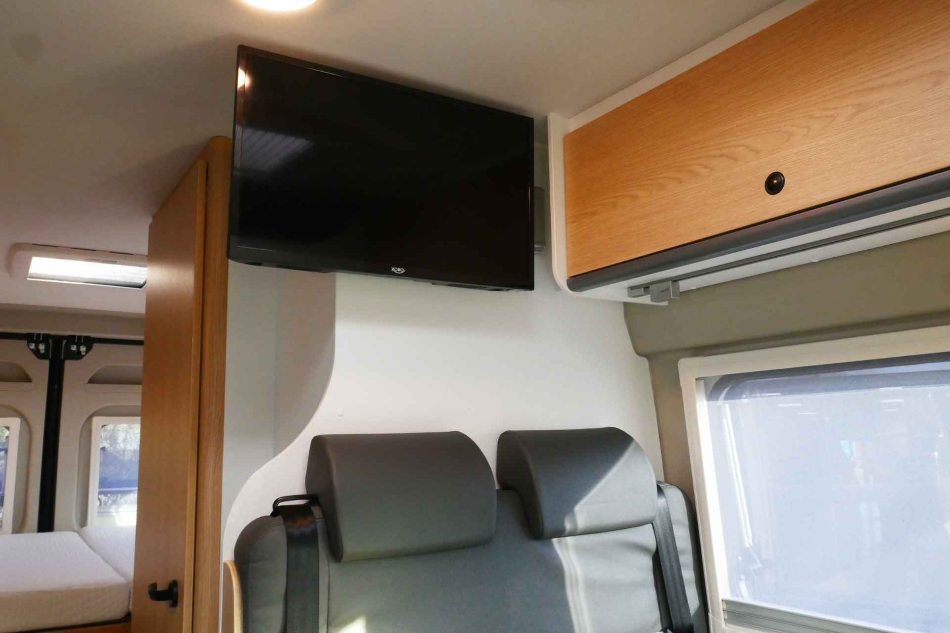 Sunlight Cliff 640 Adventure Edition 140 pk AUTOMAAT 9-Traps Euro6 Fiat Ducato 8 **Lengtebedden/4 zitplaatsen/Luifel/Fietsendrager/Smart - 34/71