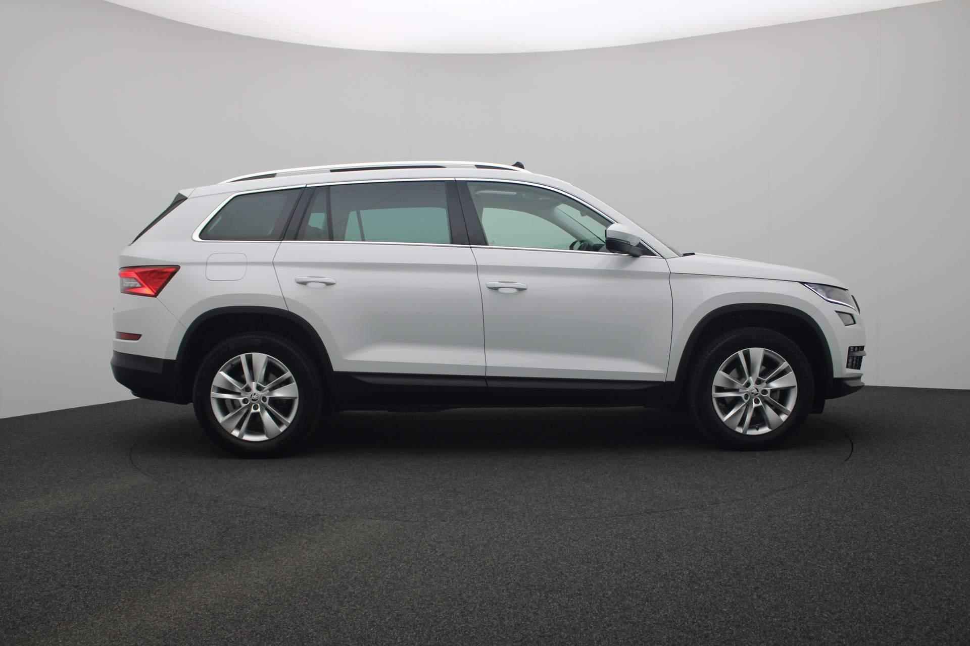 Skoda Kodiaq 1.4 TSI 150PK DSG ACT Style | Pano | Trekhaak | Leer | Keyless | Navi | Full LED | 18 inch - 20/40