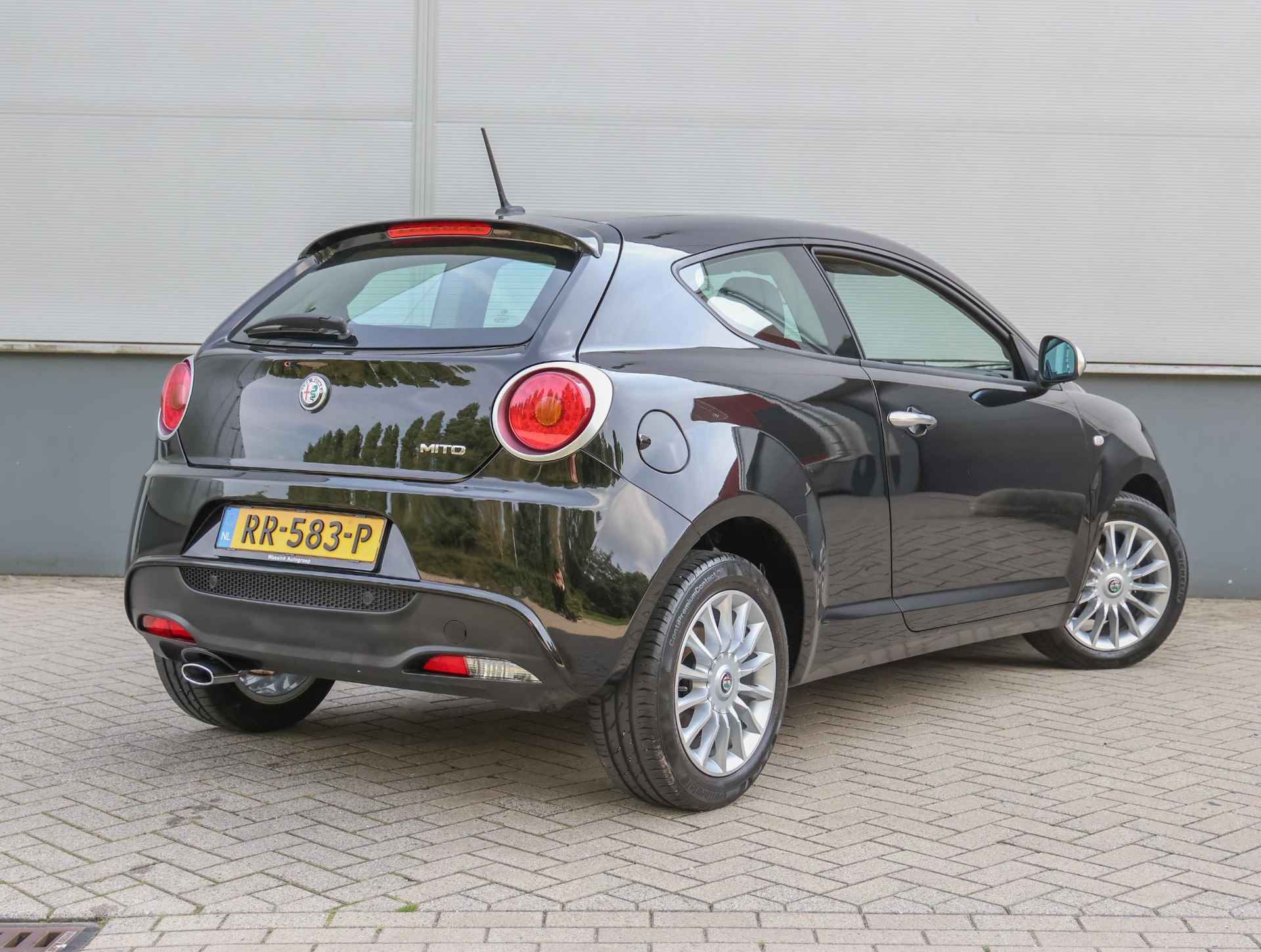 Alfa Romeo MiTo 100pk TwinAir Super (UNIEK!!/1ste eig./NAV./Cruise/LMV/Airco/PDC/NL Auto!) - 4/34