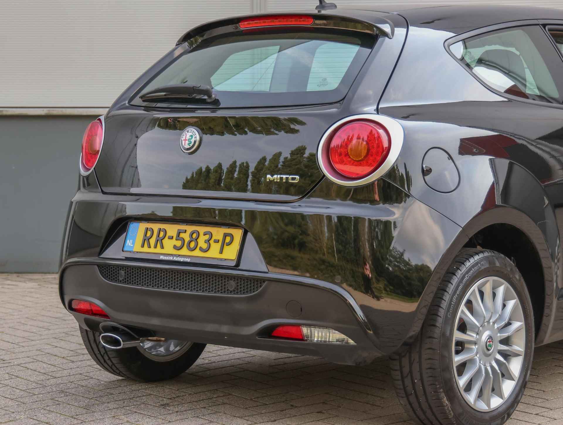 Alfa Romeo MiTo 100pk TwinAir Super (UNIEK!!/1ste eig./NAV./Cruise/LMV/Airco/PDC/NL Auto!) - 33/34