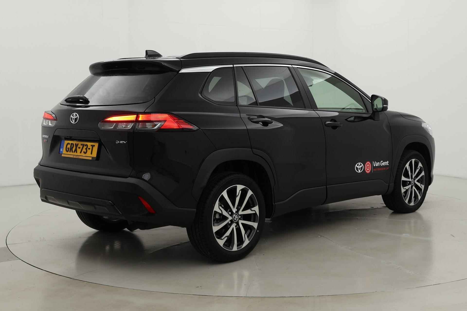 Toyota Corolla Cross Hybrid 140 Style | Navigatie | Stoel-/stuurverwarming | Apple Carplay / Android Auto - 4/38