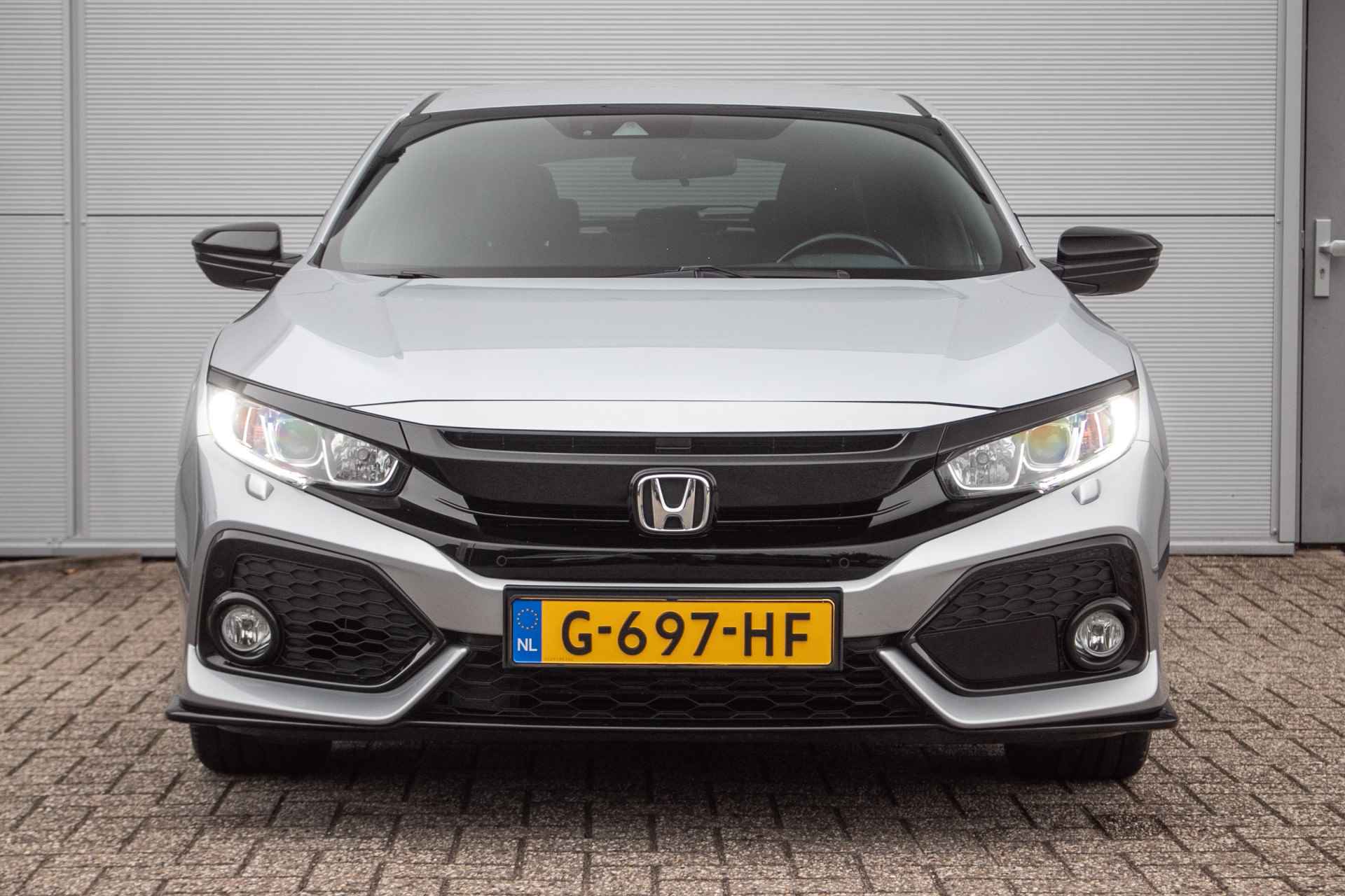 Honda Civic 1.0 i-VTEC Black Edition All-in rijklaarprijs | Leer | Sportpakket | Ad. cruise | Dealerond. | Nav - 8/39