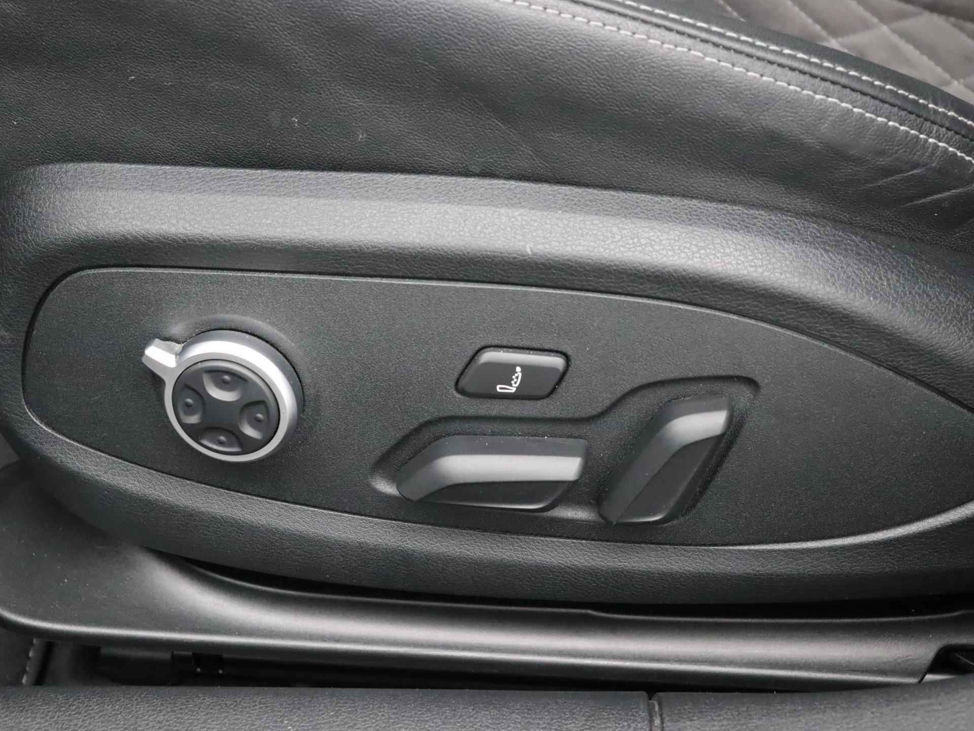 Audi A4 Avant 35 TFSI Aut. S-Edition | Sportstoelen | Leder + Alcantara | Panoramadak | Virtual Cockpit | Ambiente verlichting | - 10/28