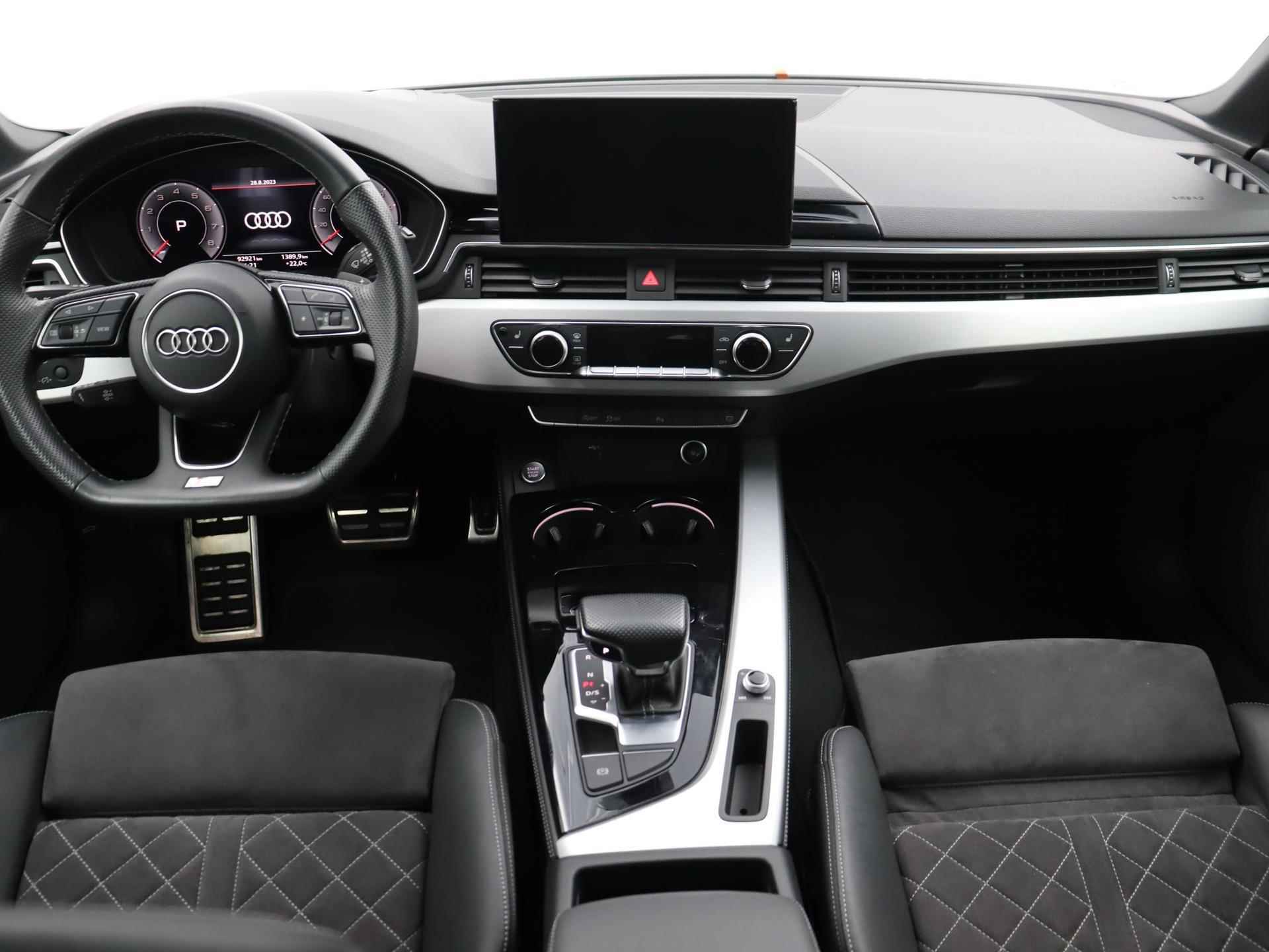 Audi A4 Avant 35 TFSI Aut. S-Edition | Sportstoelen | Leder + Alcantara | Panoramadak | Virtual Cockpit | Ambiente verlichting | - 23/28