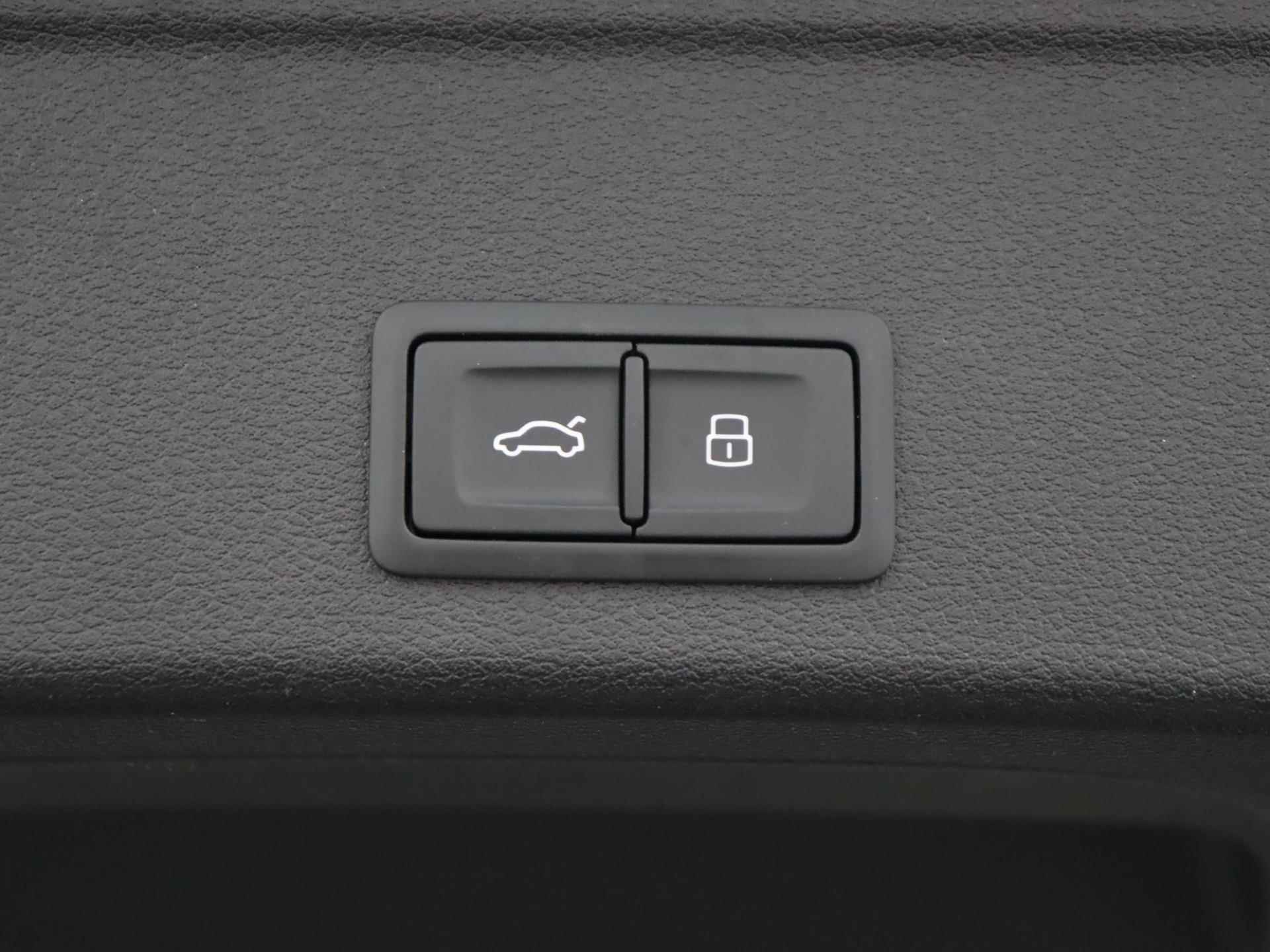Audi A4 Avant 35 TFSI Aut. S-Edition | Sportstoelen | Leder + Alcantara | Panoramadak | Virtual Cockpit | Ambiente verlichting | - 26/28