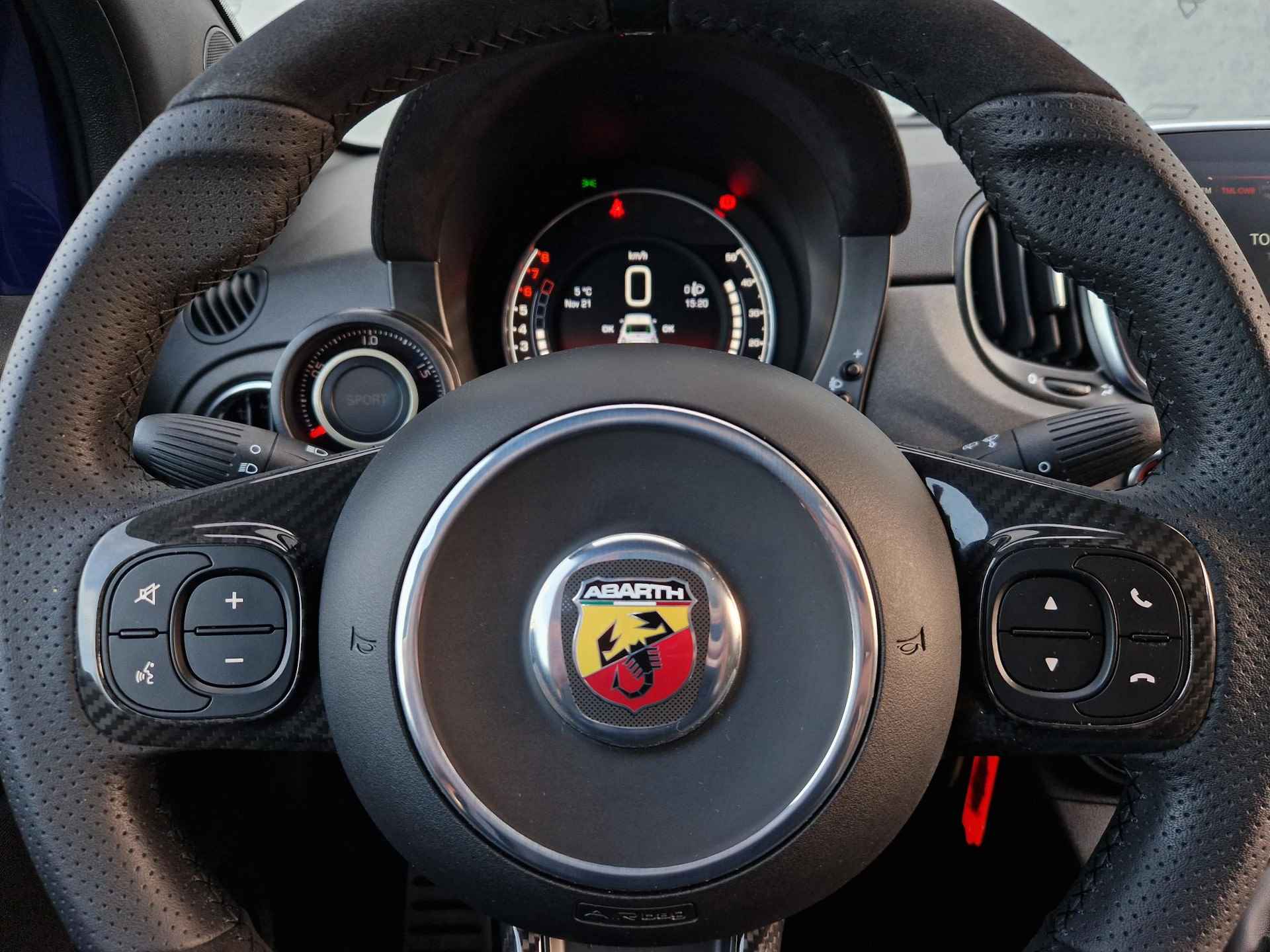 Abarth 500 1.4 T-Jet Abarth Competizione | Climate | DAB | Navi | Apple Carplay / Android Auto | - 16/21