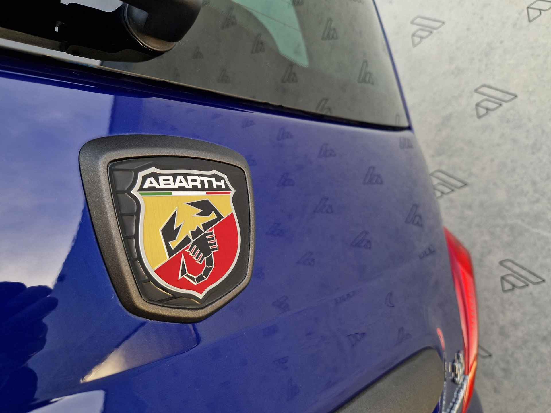 Abarth 500 1.4 T-Jet Abarth Competizione | Climate | DAB | Navi | Apple Carplay / Android Auto | - 20/21