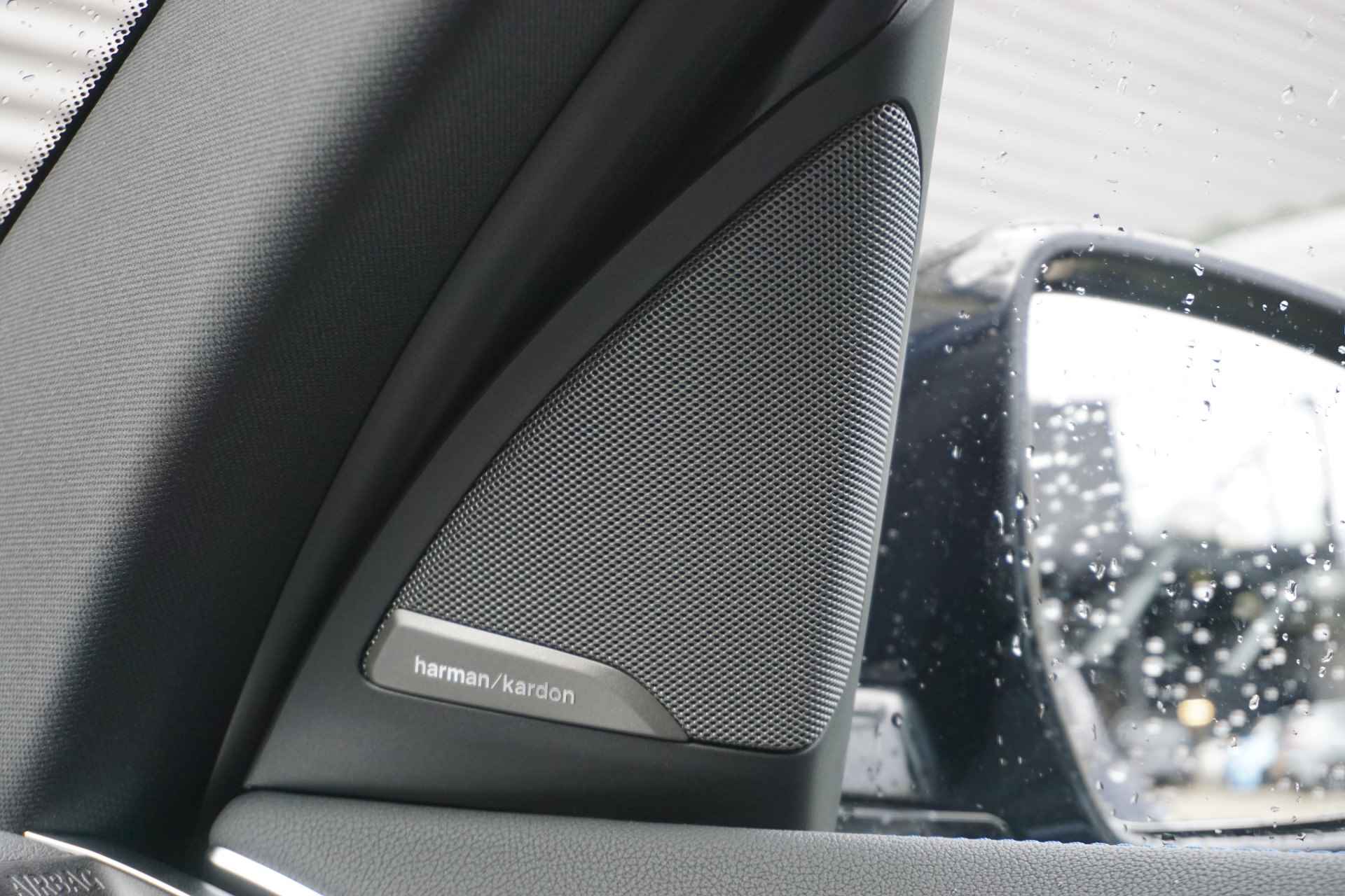 BMW iX3 High Executive M Sportpakket Harman Kardon / Panoramadak / 20" LMV / Head-Up Display / Driving Assistant Professional / Trekhaak - 33/39