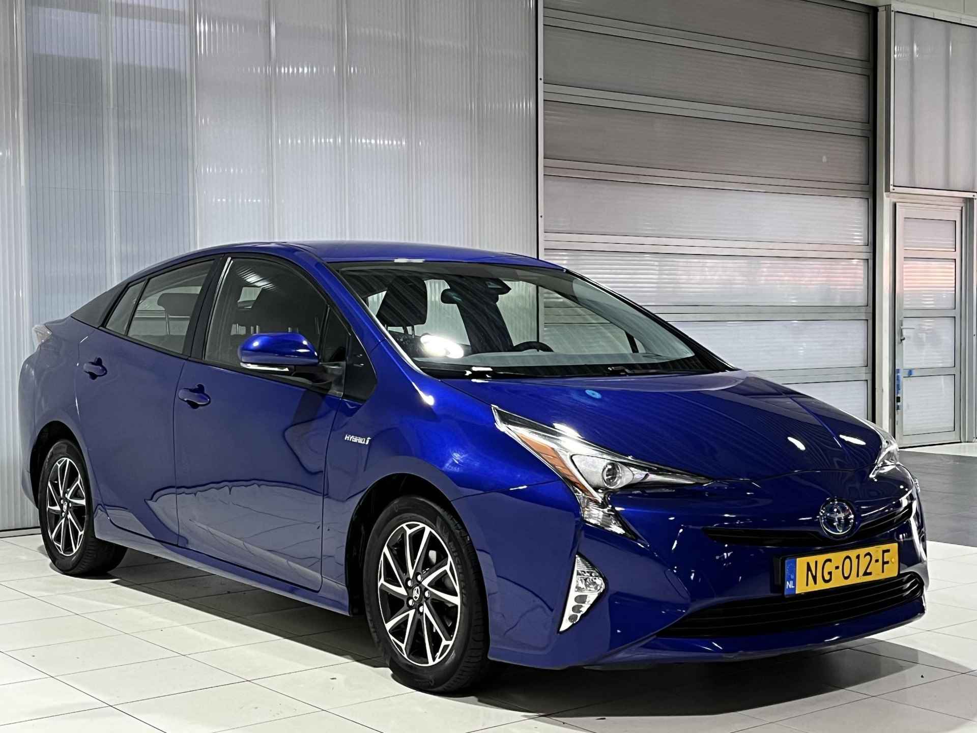 Toyota Prius 1.8 Aspiration - 5/38