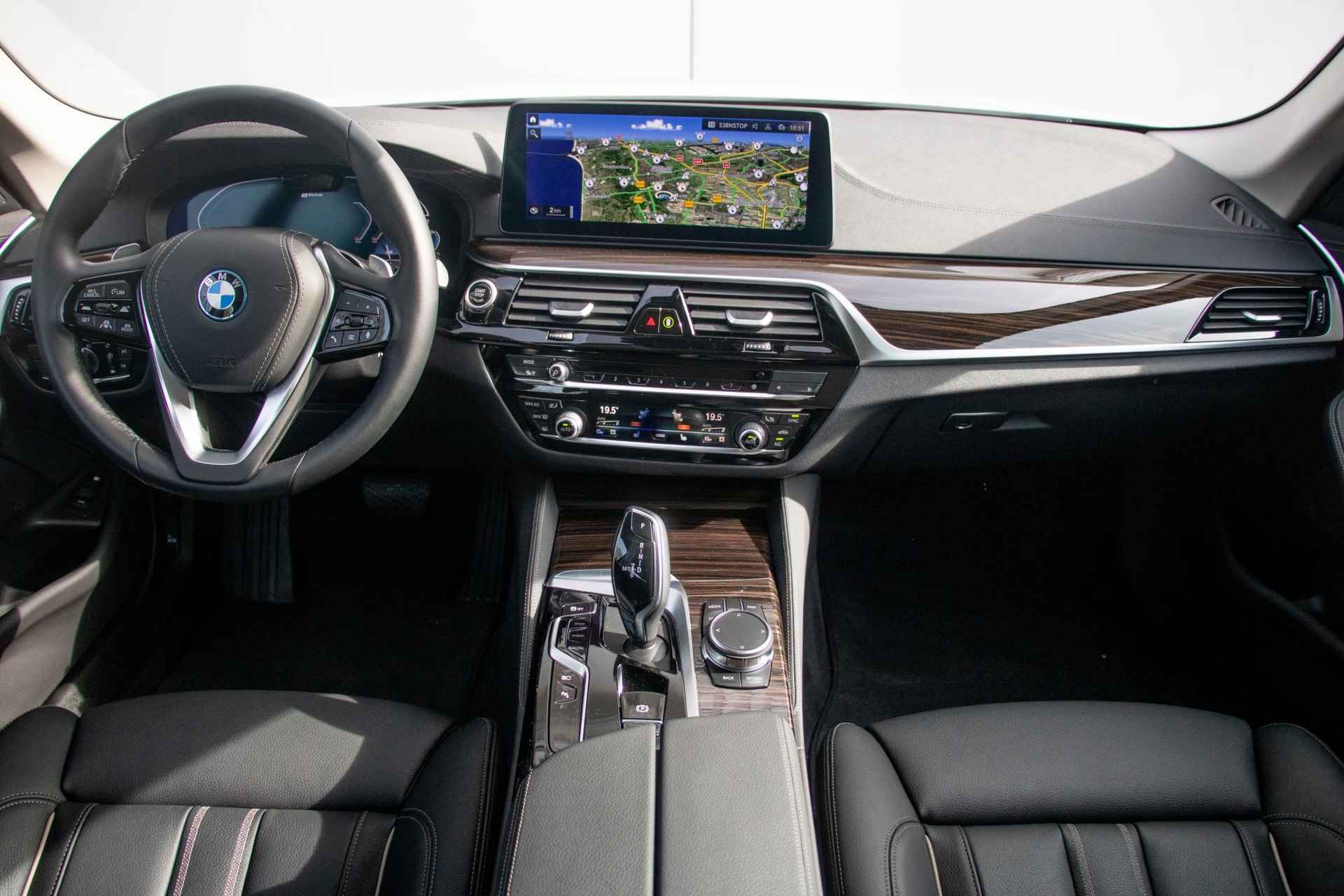 BMW 5 Serie Touring 530e xDrive High Executive | Luxury-Line | Driving Assistant Professional - 4/34