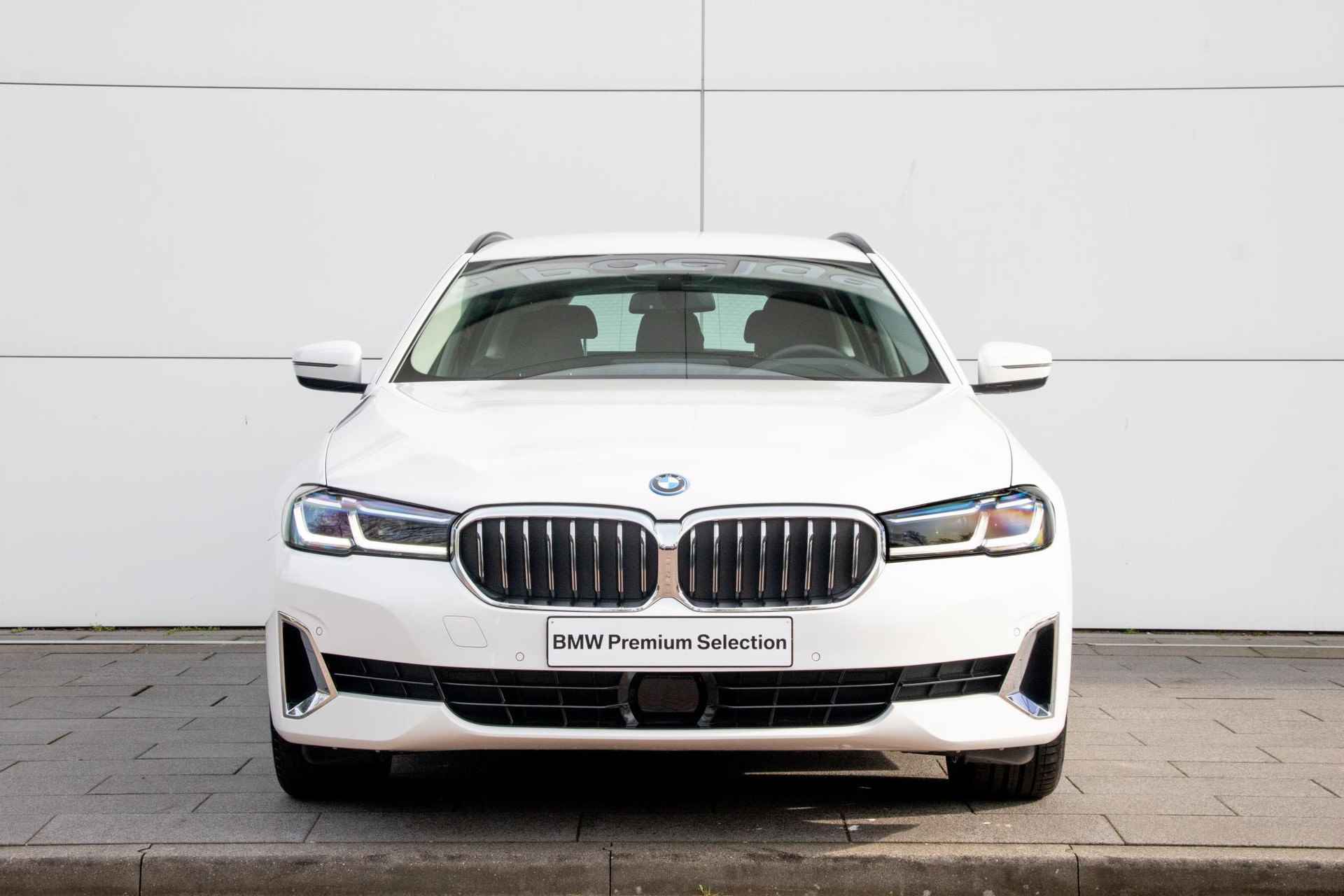 BMW 5 Serie Touring 530e xDrive High Executive | Luxury-Line | Driving Assistant Professional - 7/34