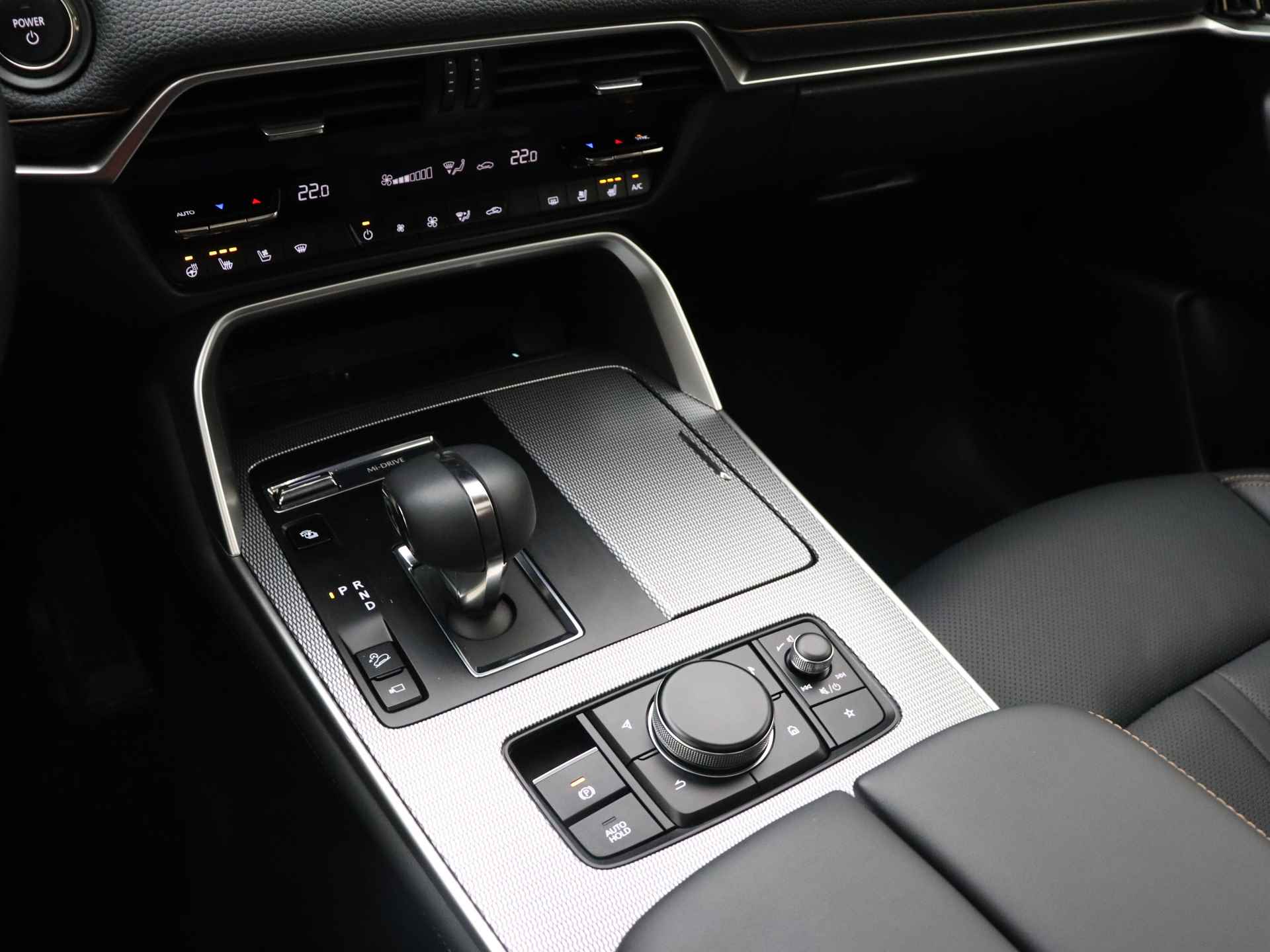 Mazda CX60 2.5 e-SkyActiv PHEV Homura | Bose | Panoramadak | Stoelverwarming en Koeling | - 11/46