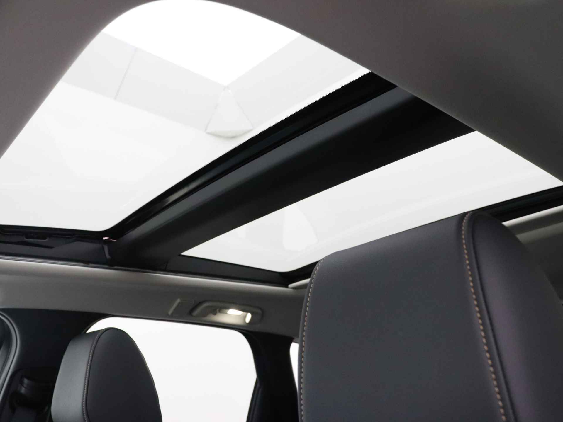 Mazda CX60 2.5 e-SkyActiv PHEV Homura | Bose | Panoramadak | Stoelverwarming en Koeling | - 18/46