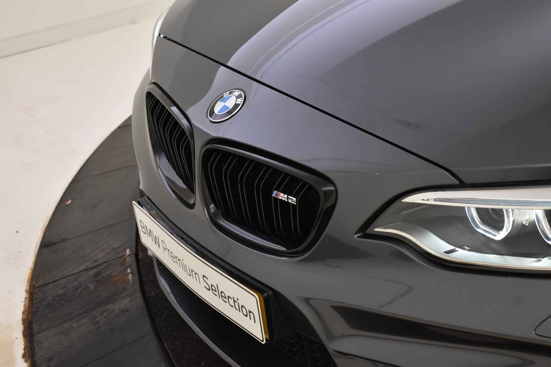 BMW 2 Serie Coupé M2 DCT High Executive Automaat / Achteruitrijcamera / Sportstoelen / Comfort Access / Harman-Kardon / Stoelverwarming / Navigatie Professional - 50/56