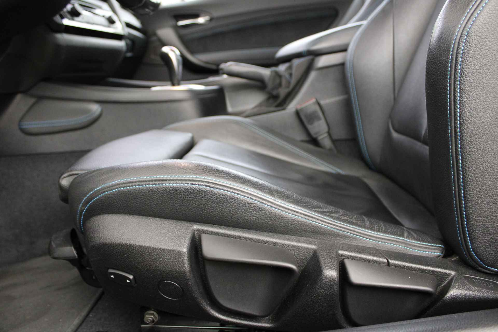 BMW 2 Serie Coupé M2 DCT High Executive Automaat / Achteruitrijcamera / Sportstoelen / Comfort Access / Harman-Kardon / Stoelverwarming / Navigatie Professional - 8/50