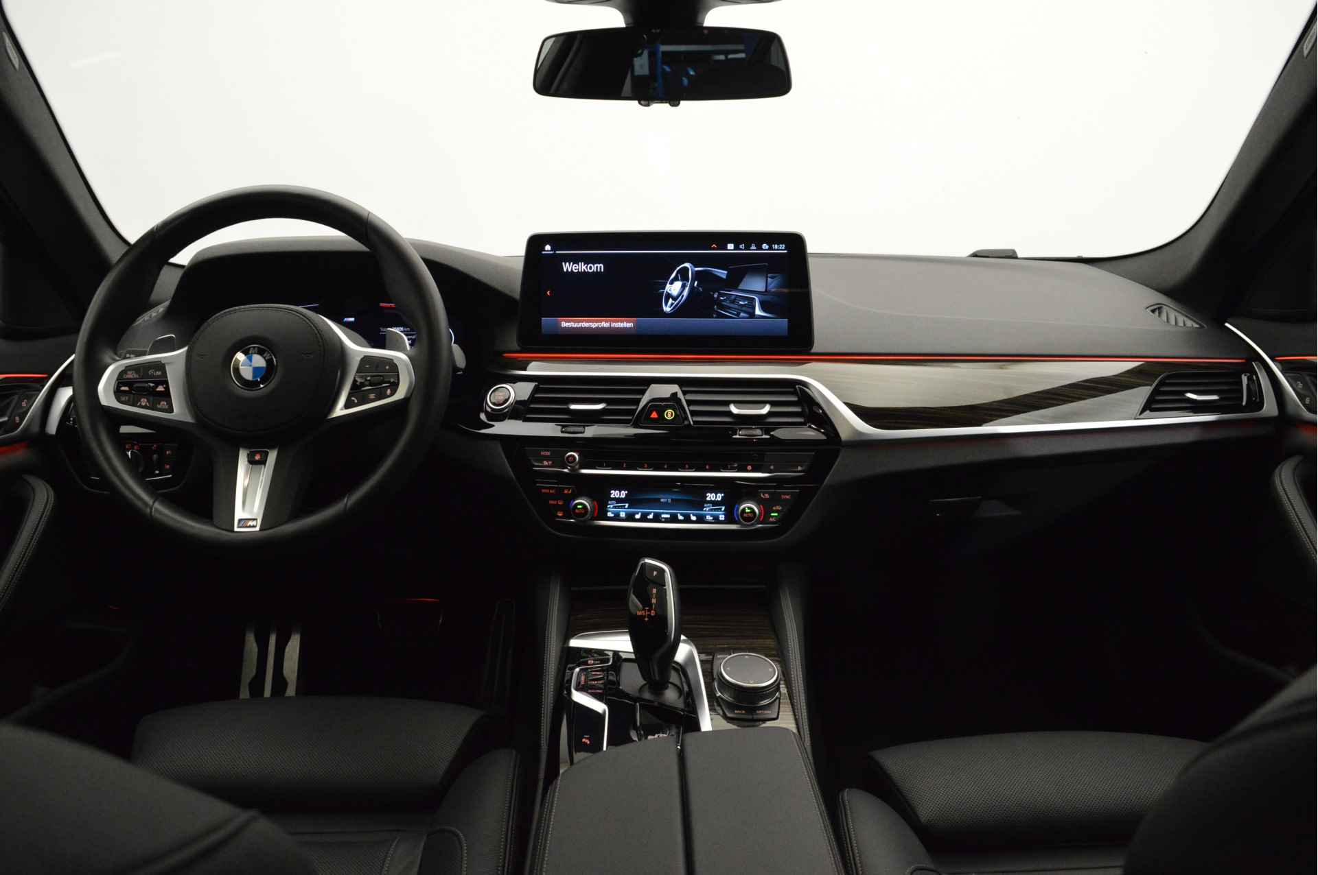 BMW 5 Serie 530d High Executive M Sport Automaat / Schuif-kanteldak / Head-Up / Parking Assistant / Live Cockpit Professional / Stoelventilatie / Driving Assistant Professional - 9/24
