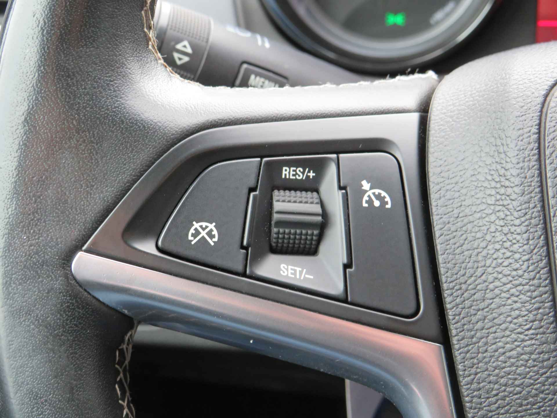 Opel Meriva 1.4 Turbo Cosmo | Clima-Airco | Navigatie | Parkeercamera | Incl. BOVAG Garantie | - 4/50