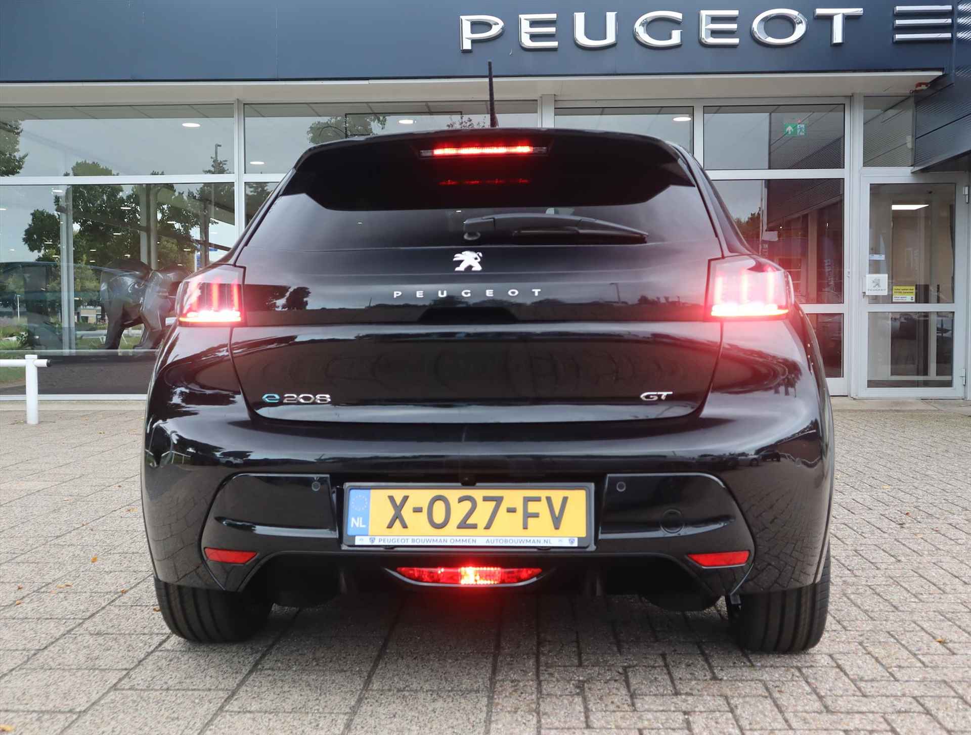 Peugeot e-208 GT EV 50kWh 136pk, Rijklaarprijs, Stoelverwarming Full LED Cruise control Keyless entry - 17/64