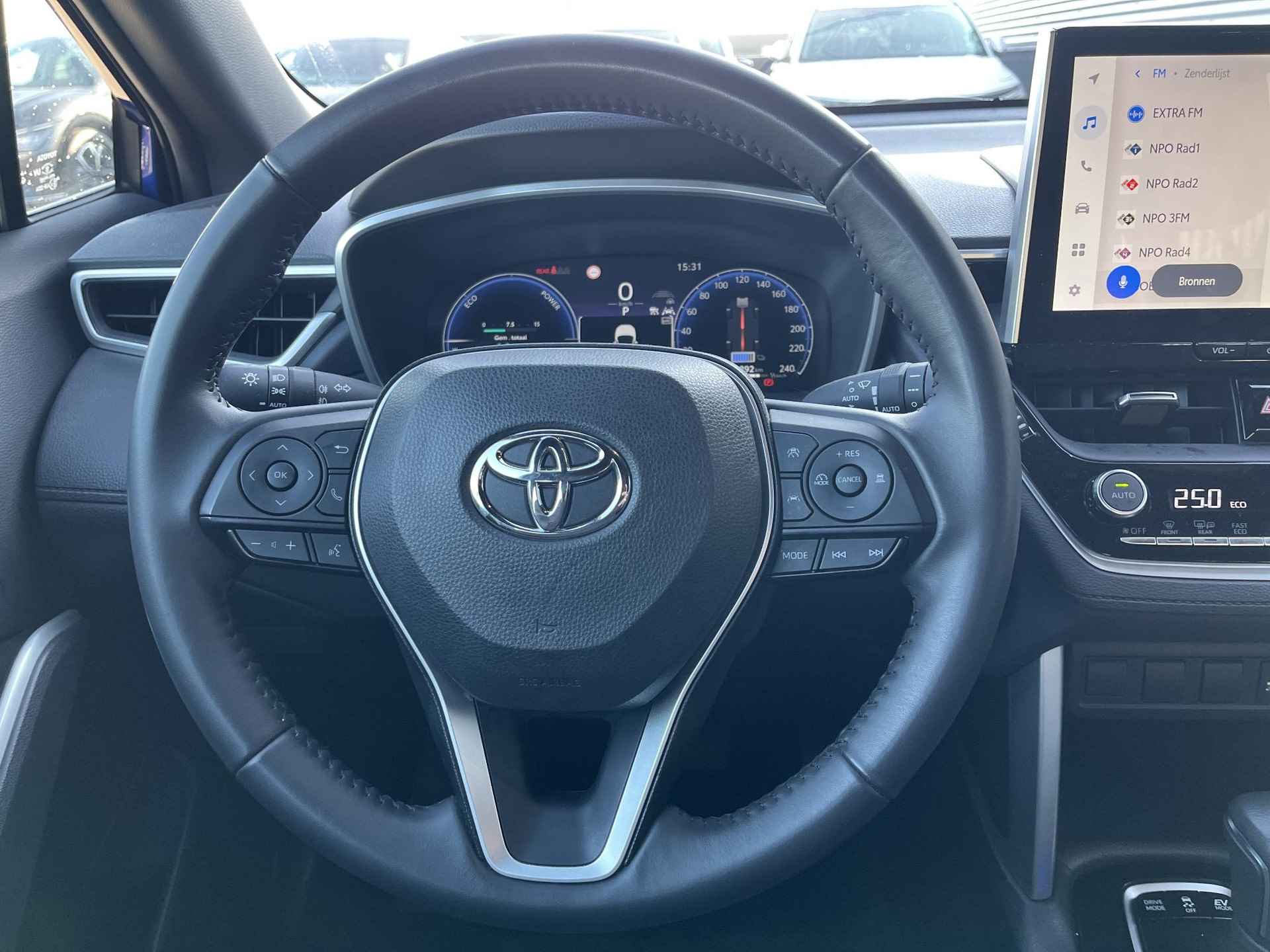 Toyota Corolla Cross 2.0 High Power Hybrid Active Apple Carplay en/of Android auto, Achteruitrijcamera, Adaptieve cruise control, LMV, Digitaal dashboard, Nieuw geleverd en dealeronderhouden, BTW-auto - 20/44