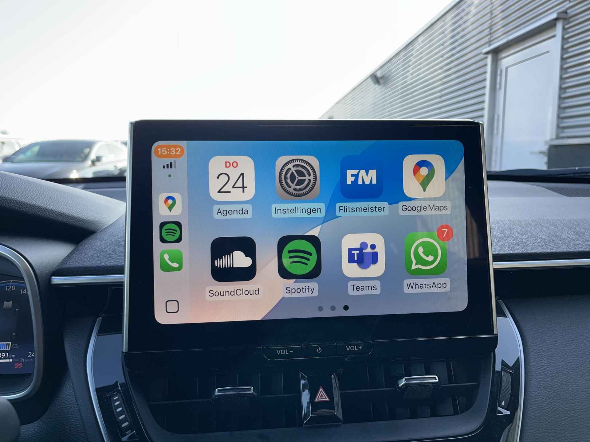 Toyota Corolla Cross 2.0 High Power Hybrid Active Apple Carplay en/of Android auto, Achteruitrijcamera, Adaptieve cruise control, LMV, Digitaal dashboard, Nieuw geleverd en dealeronderhouden, BTW-auto - 34/44