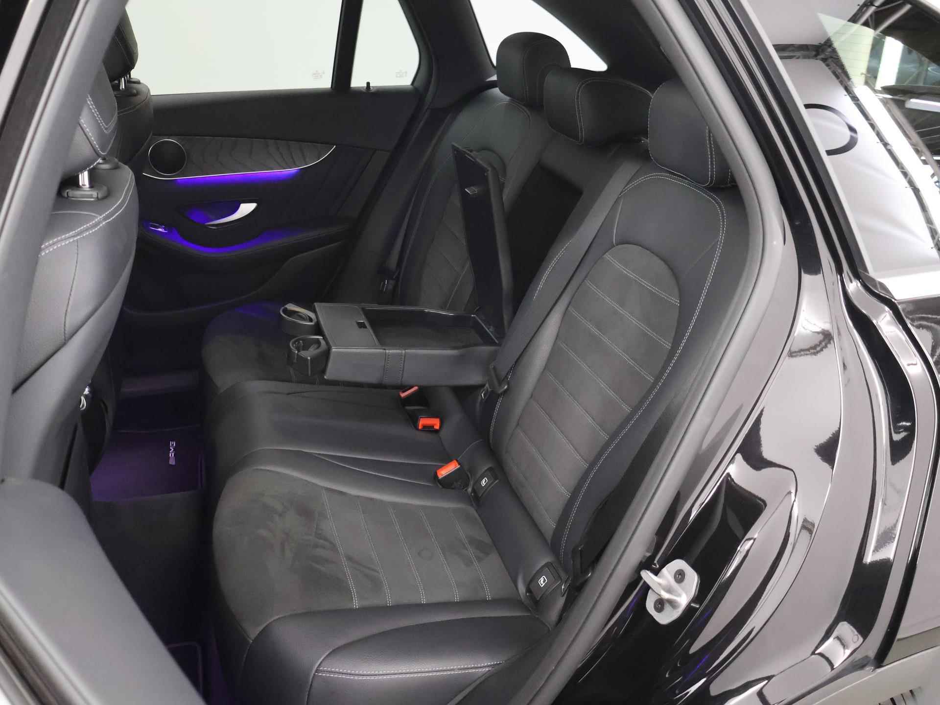Mercedes-Benz GLC-klasse 300e 4MATIC Premium AMG | Panoramadak | Trekhaak | Digitaal Dashboard | Dodehoekassistent | Achteruitrijcamera | Elektr. achterklep | sfeerverlichting | - 12/49