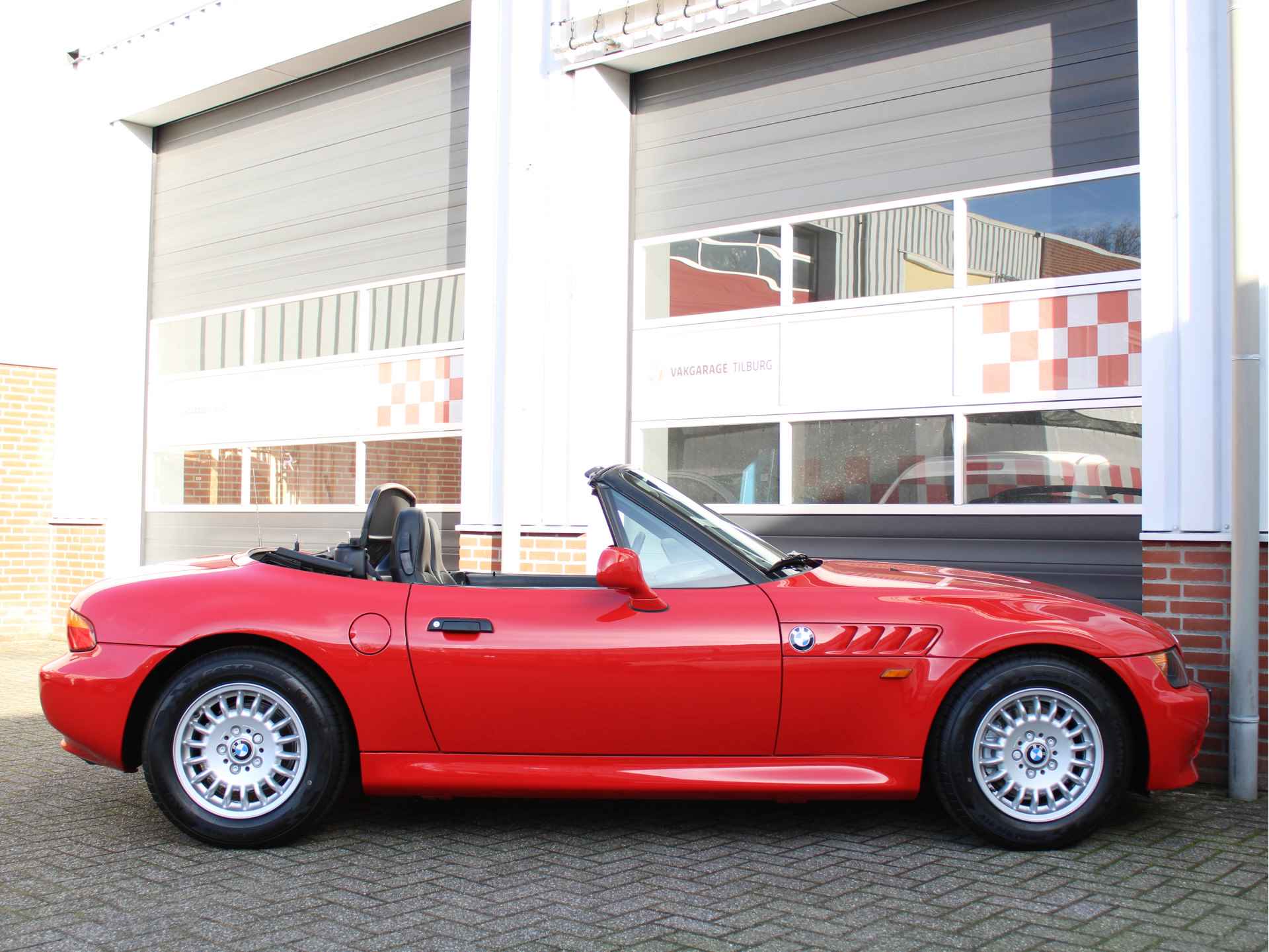 BMW Z3 Roadster 1.9 16V 140PK /Leder/15'LM/Elek. stoelen/Elek. ramen/Windscherm/Stuurbekrachtiging/Youngtimer!/Onderhoudshistorie! - 36/50