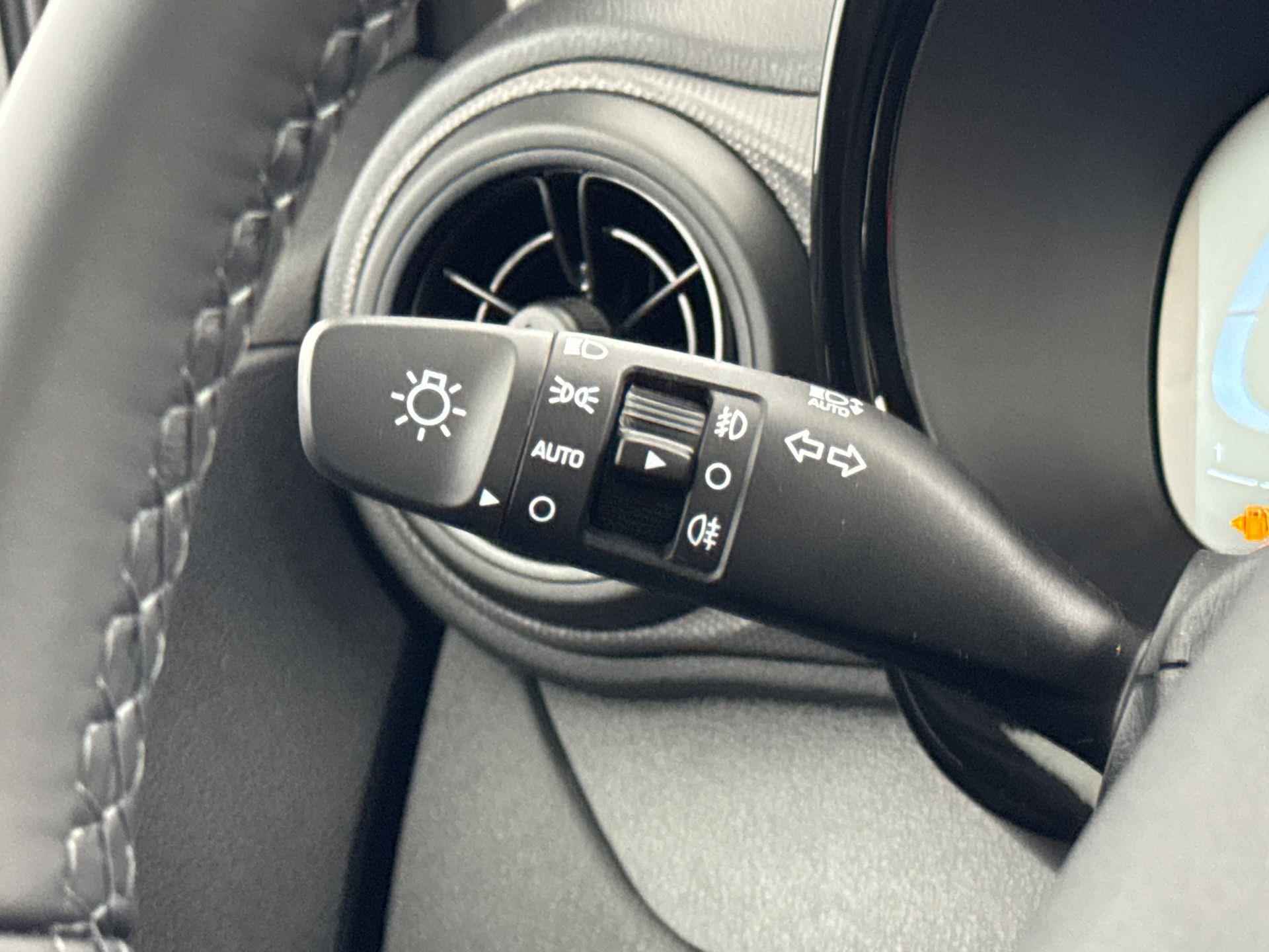 Hyundai i10 1.0 Comfort Smart 5-zits Aut. | Incl. €1000,- Voorraadactie! | Navigatie | Camera | Apple Carplay | Android Auto | Cruise control | Airco | - 19/33