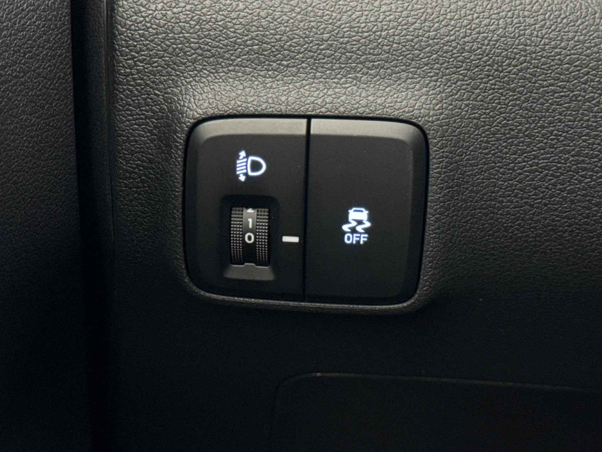 Hyundai i10 1.0 Comfort Smart 5-zits Aut. | Incl. €1000,- Voorraadactie! | Navigatie | Camera | Apple Carplay | Android Auto | Cruise control | Airco | - 31/33