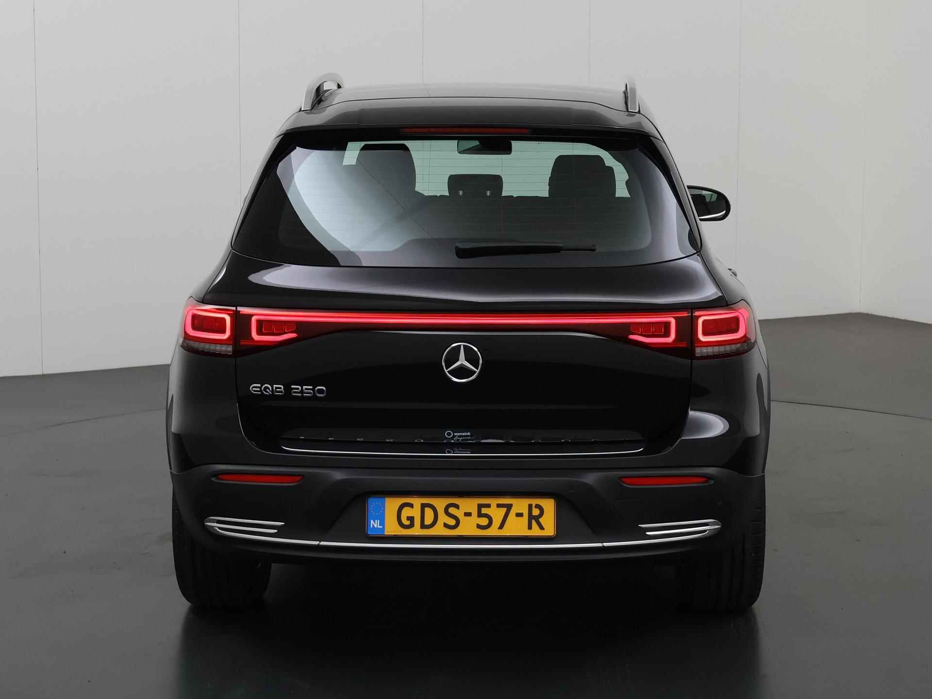 Mercedes-Benz EQB 250 Business Line | 7 persoons | Dodehoek ass. | Stoelverwarming | Sfeerverlichting | Achteruitrijcamera - 5/52