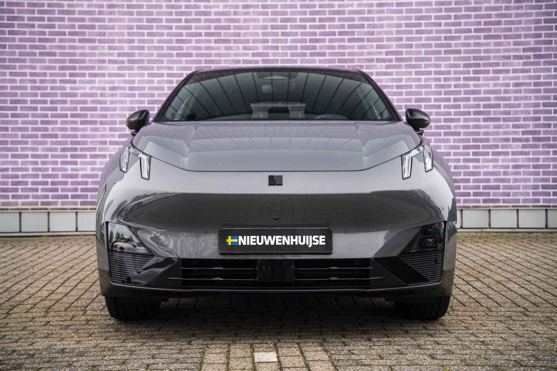 Lynk & Co 02 More 66 kWh | UIT VOORRAAD LEVERBAAR  | HIGH GREYGRID - 10/37