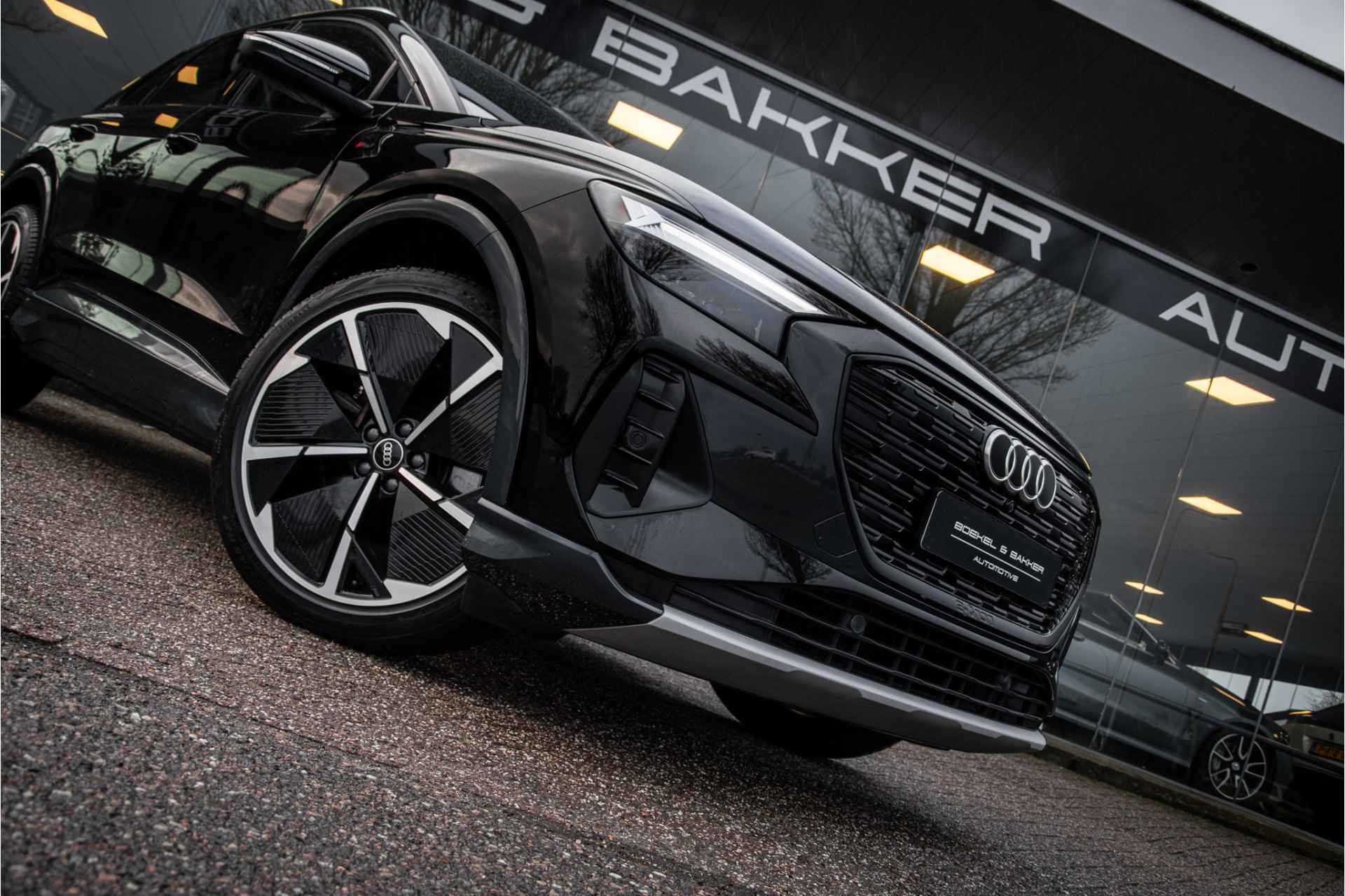 Audi Q4 e-tron 35 Launch edition Advanced Plus 55 kWh - Panodak - Leder - 21inch Rijbereik WLTP 353km - 12% bijtelling! - 8/74