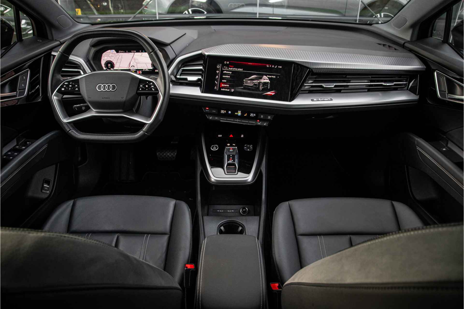 Audi Q4 e-tron 35 Launch edition Advanced Plus 55 kWh - Panodak - Leder - 21inch Rijbereik WLTP 353km - 12% bijtelling! - 62/74