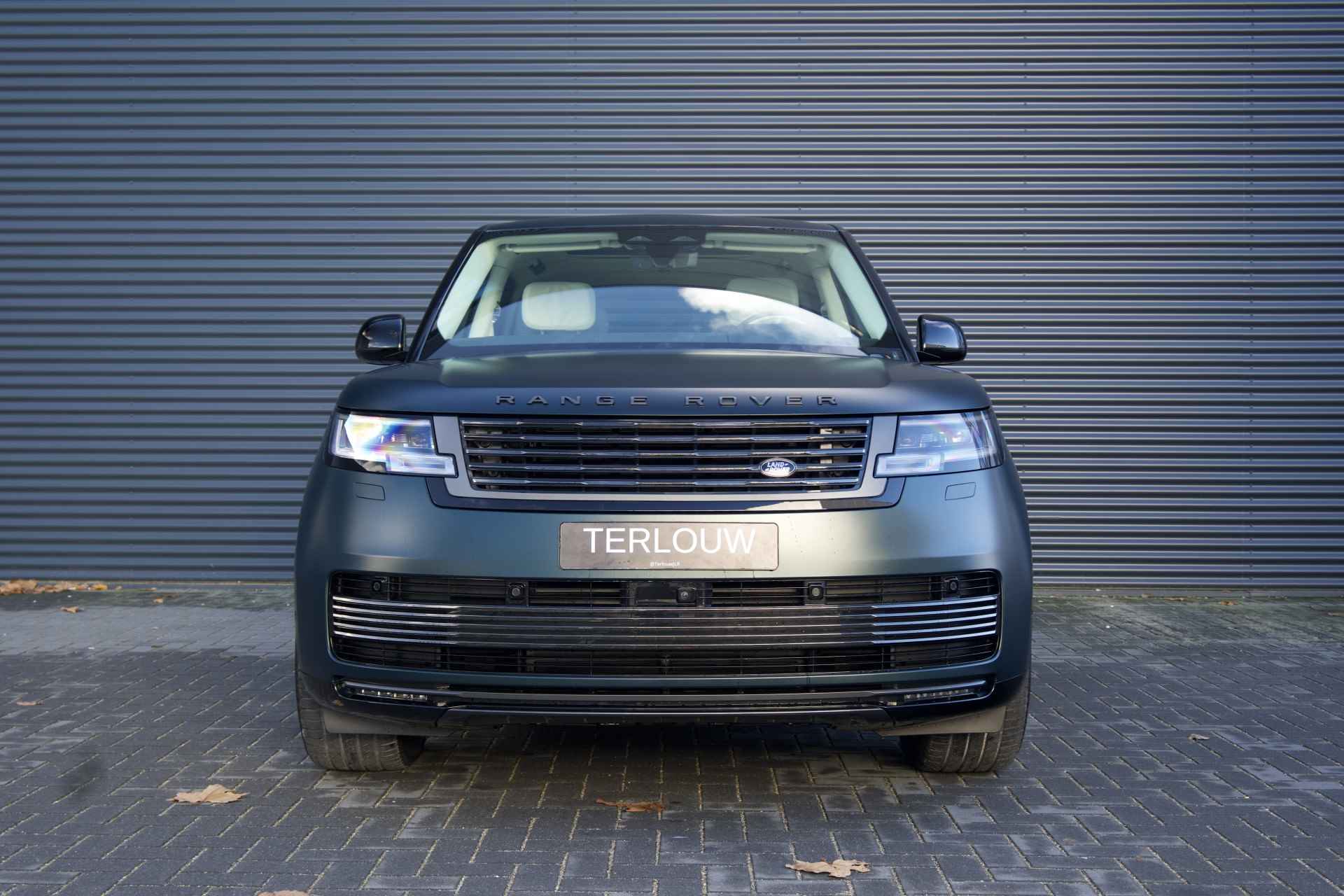 Land Rover Range Rover 3.0 P550e SV PHEV - 6/38