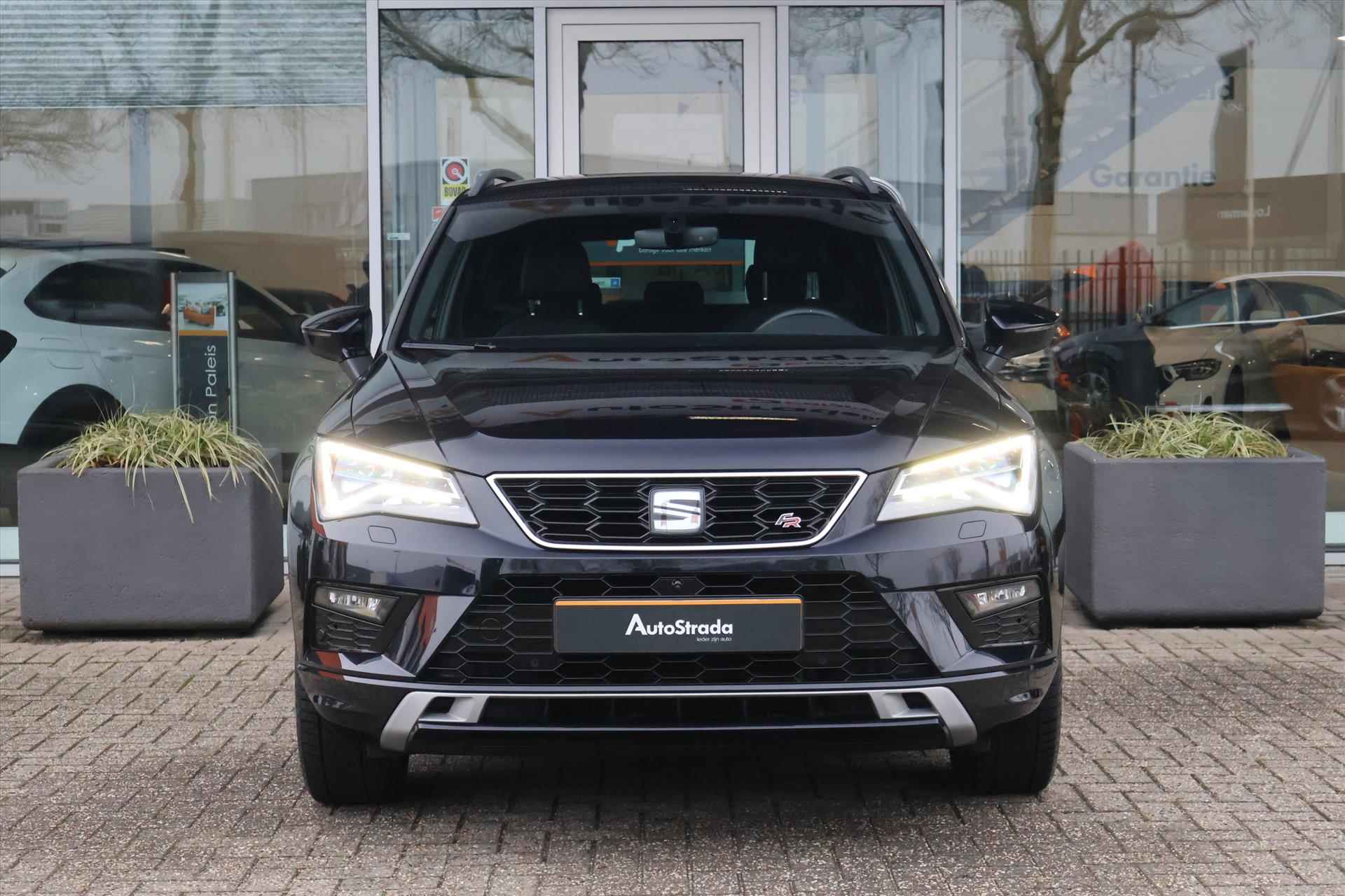 Seat Ateca 1.5 FR EcoTSI 150pk  | LED | Camera | Stoelverwarming | Keyless | Navi | Trekhaak | Adaptive Cruise - 33/44