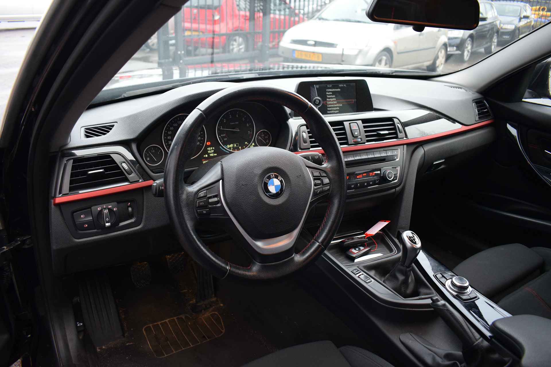 BMW 3-serie 320i EfficientDynamics Edition Executive | NL Auto | Sportstoelen | 18” LM | NAP | Navi - 5/11