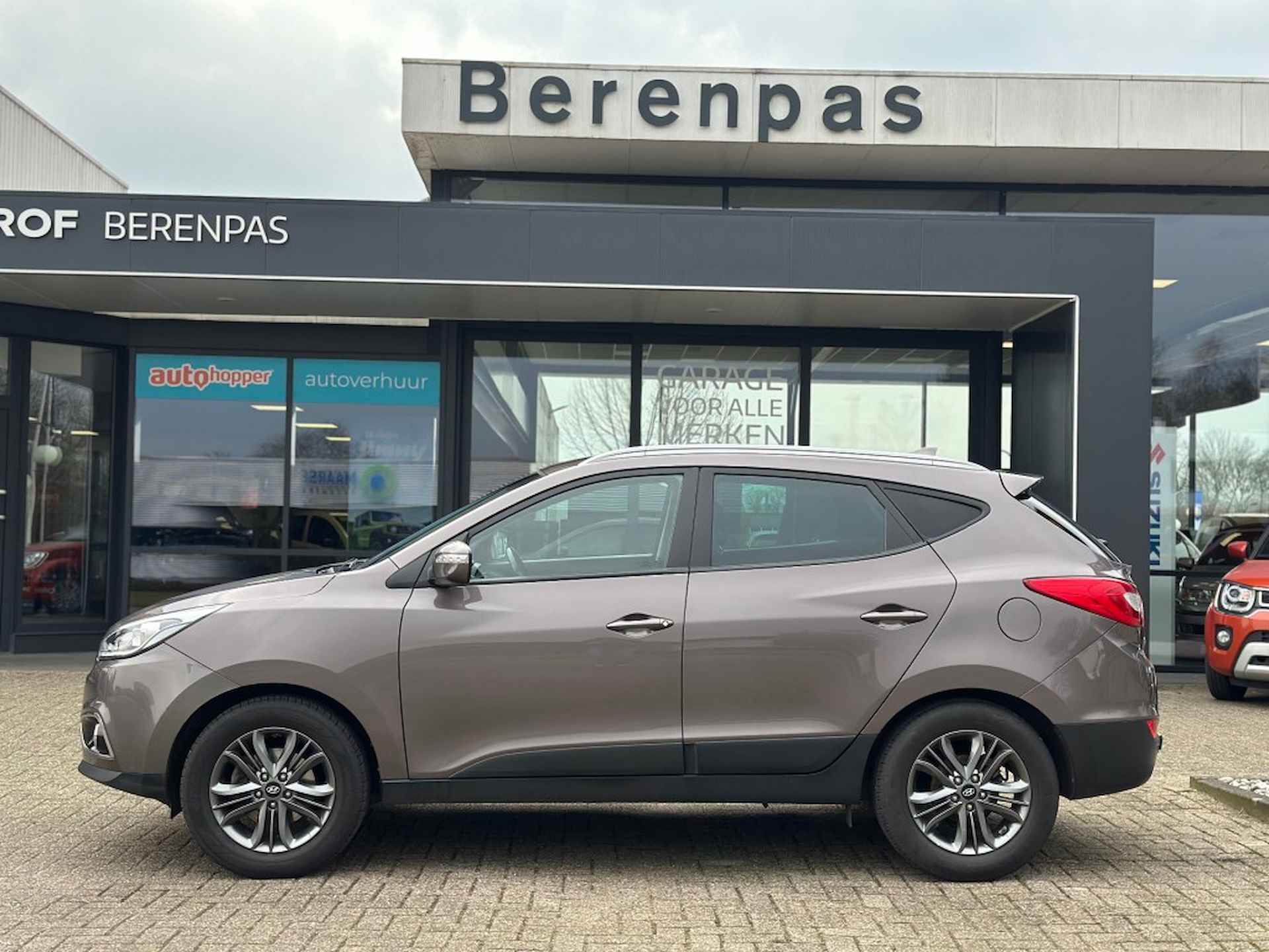 HYUNDAI Ix35 1.6I GDI i-catcher Goed onderhouden &#39;&#39; Trekhaak - Camera - PDC &#39; - 9/34