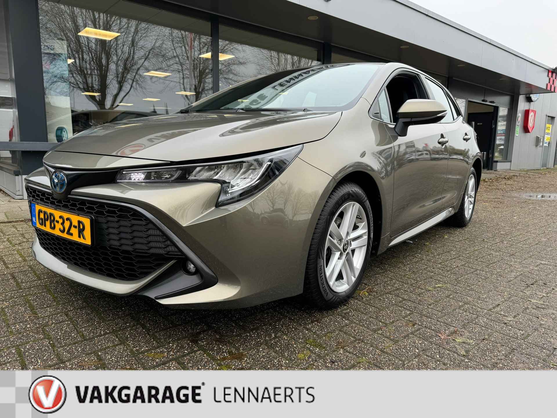 Toyota Corolla 1.8 Hybrid Active, 5 drs, automaat, Rijklaarprijs / 12 mnd garantie - 2/29